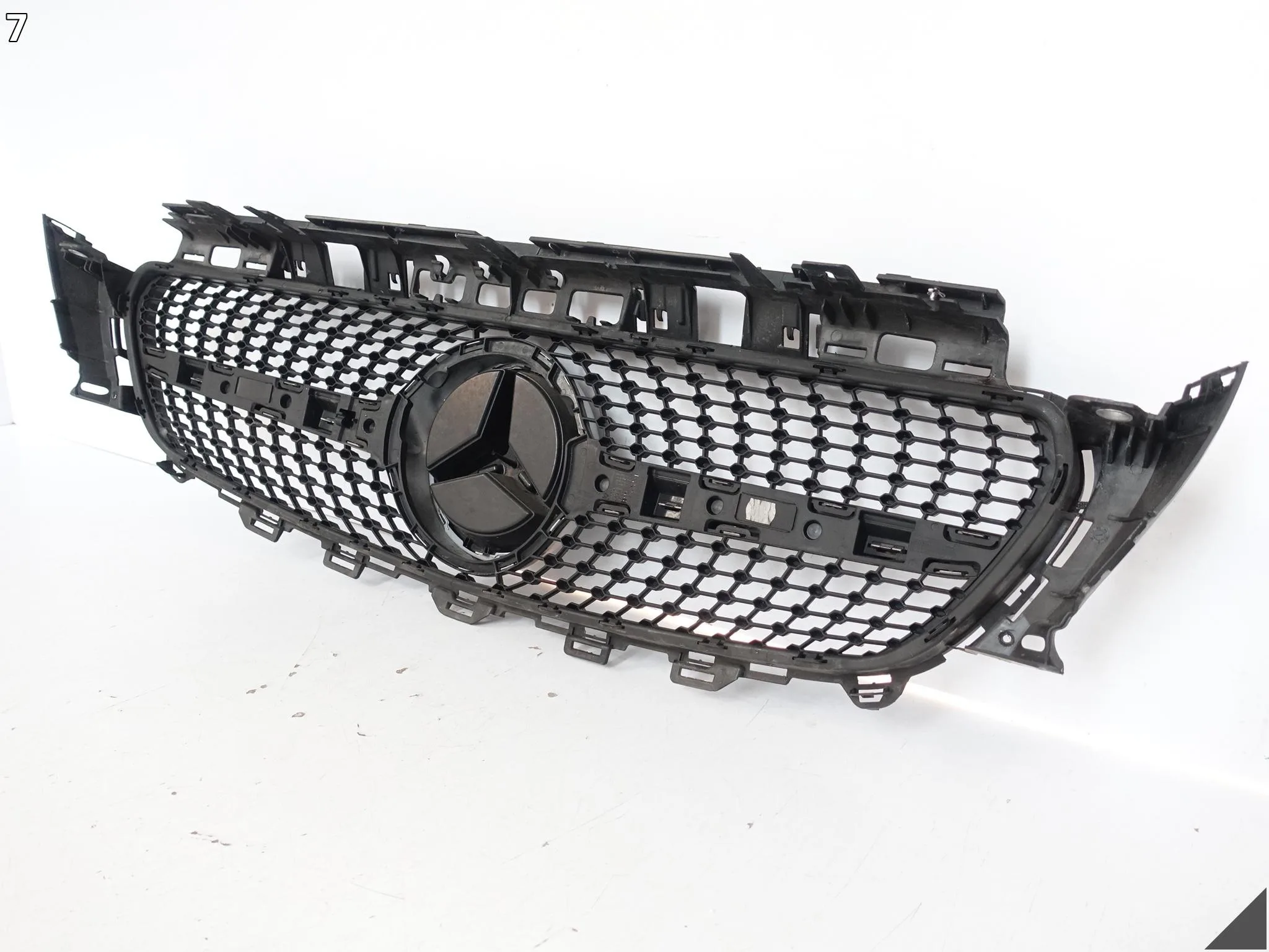 MERCEDES E-KLASA C238 COUPE A238 CABRIO 17-20 GRILL ATRAPA W ZDERZAK PRZÓD af5599afce1748741585722e6f2f8e99