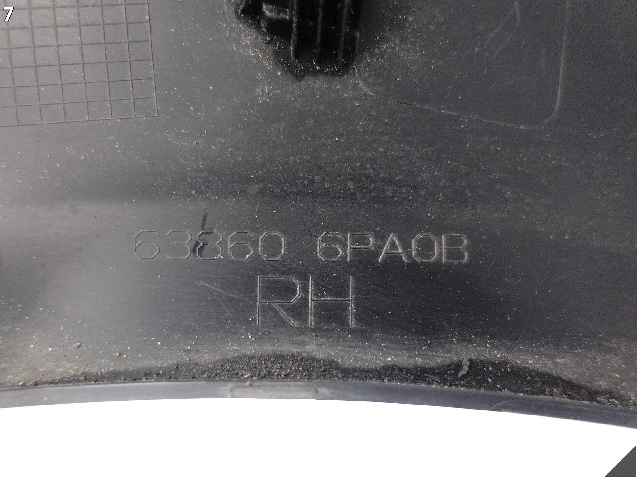 NISSAN JUKE II 2 F16 19- LISTWA NAKŁADKA OSŁONA NA BŁOTNIK PRAWA PRZÓD d812951573d95f7b6f6bbae27ed62106