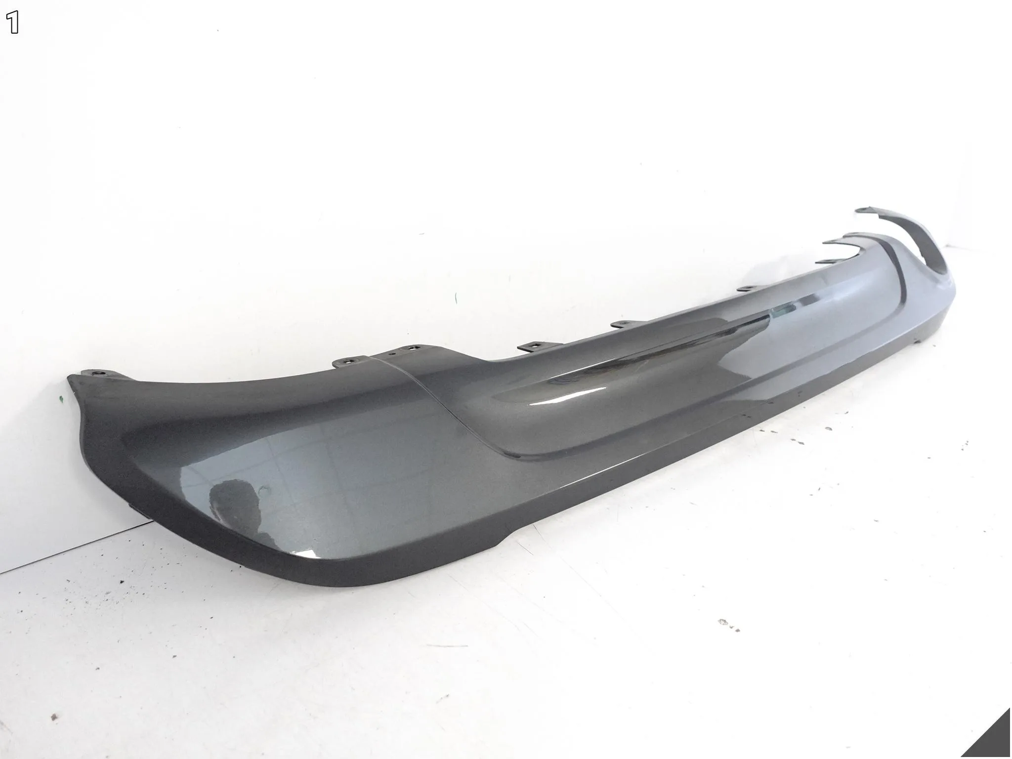 BMW X1 F48 ZWYKŁY BASIC 19-22 LCI LIFT SPOILER DYFUZOR W ZDERZAK TYŁ b129bc9a407c50ca746453245c9c6ae7