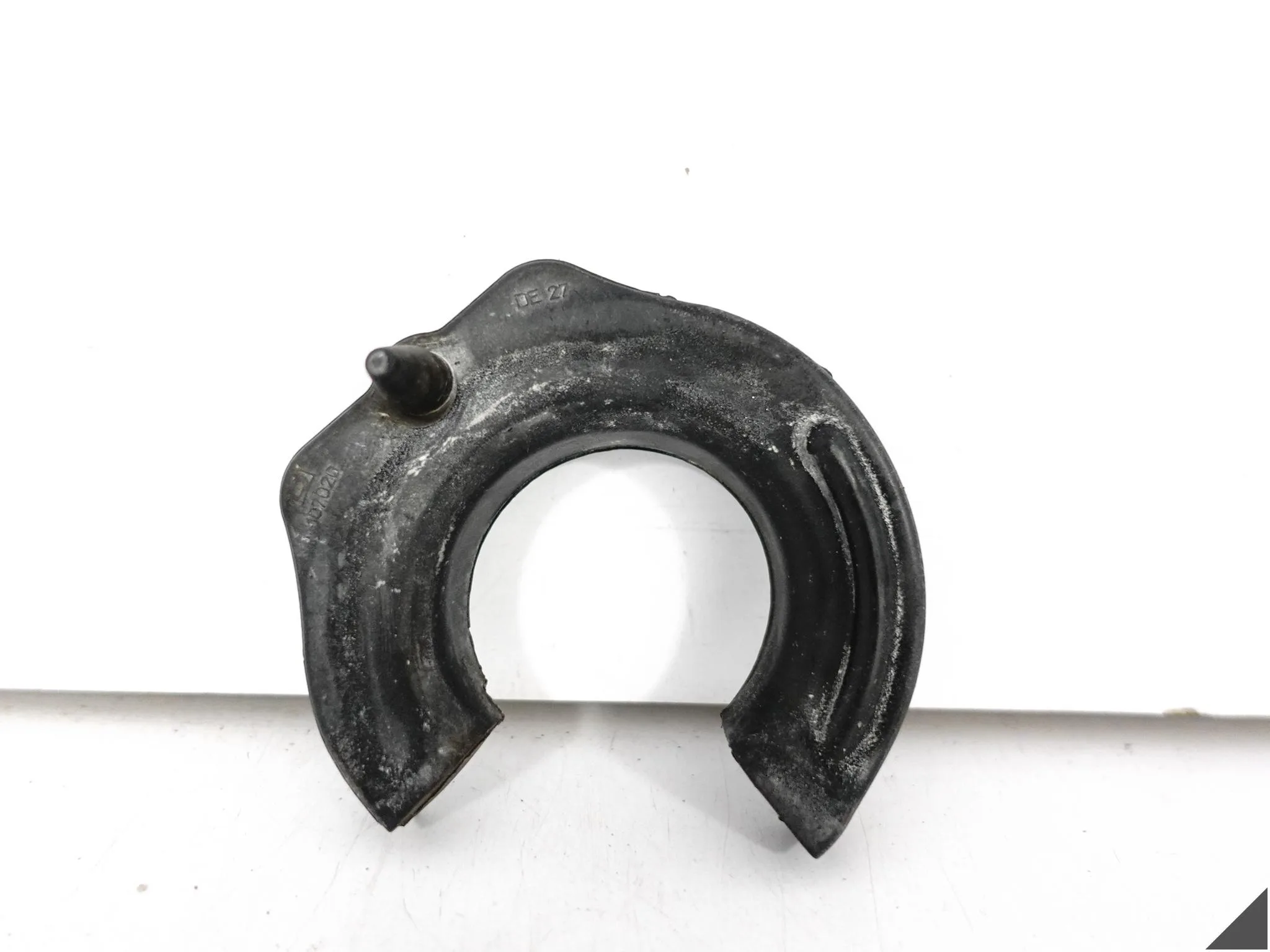 BMW F20 F22 F30 F32 F33 F87 F80 F82 PODKŁADKA SPRĘŻYNY ZAWIESZENIA TYŁ L=R c01014e48d213c9fba9bdfe10a5e1499