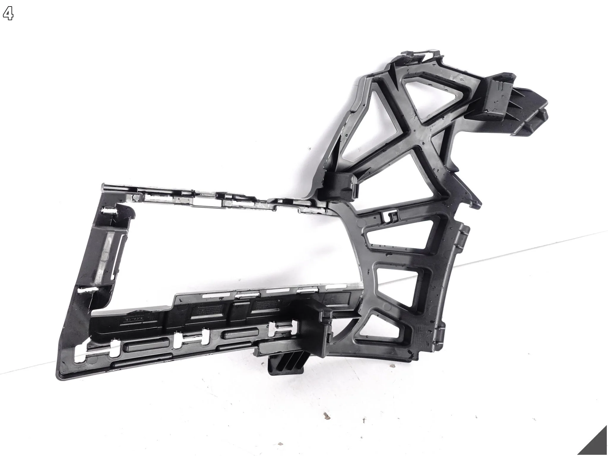 VW TOURAN II 5TA 15- ŚLIZG MOCOWANIE WZMOCNIENIE W ZDERZAK PRZÓD PRAWY 6912545f5867750ef1f5ae5cd5f76a6d