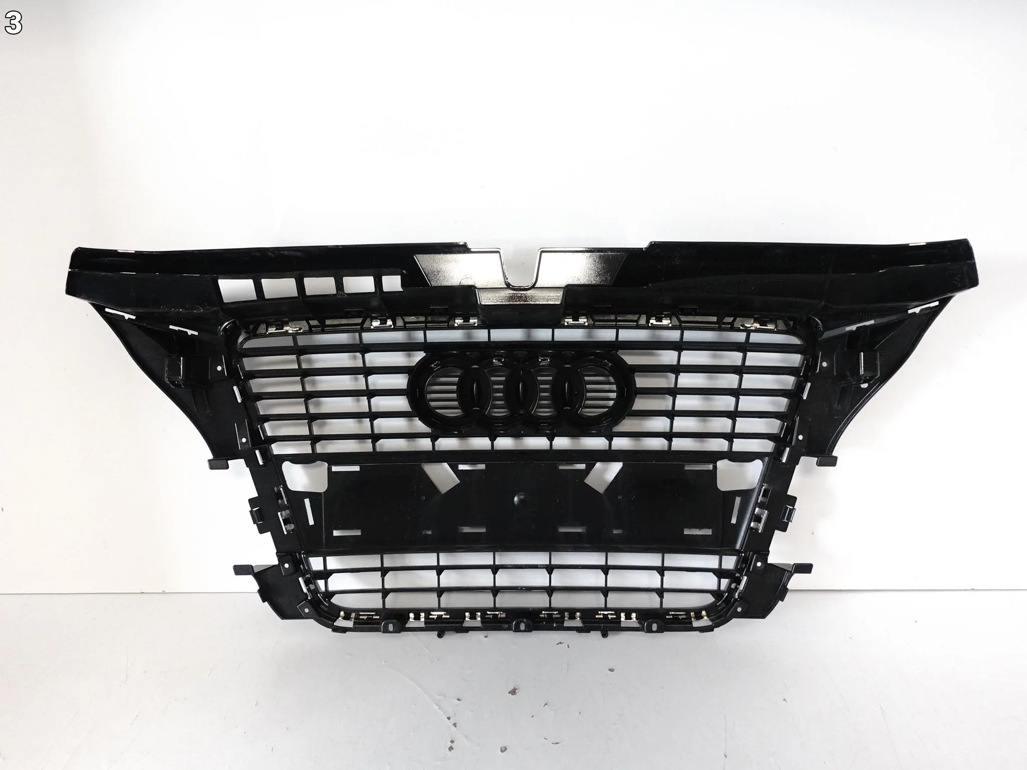 AUDI A3 8P0 LIFT S-LINE 08-12 GRILL ATRAPA KRATKA W ZDERZAK CZARNY POŁYSK 780a17b786bd1a65f7489f57b514aadf