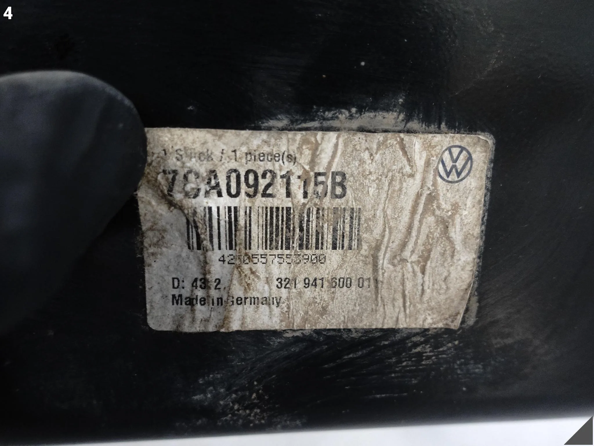 VW CRAFTER II 2 MAN TGE 7C1 7C0 7CA 7C0 17- BELKA HAKA HOLOWNICZEGO TYŁ 659b6b38c63829eb09783fb420c0f61a