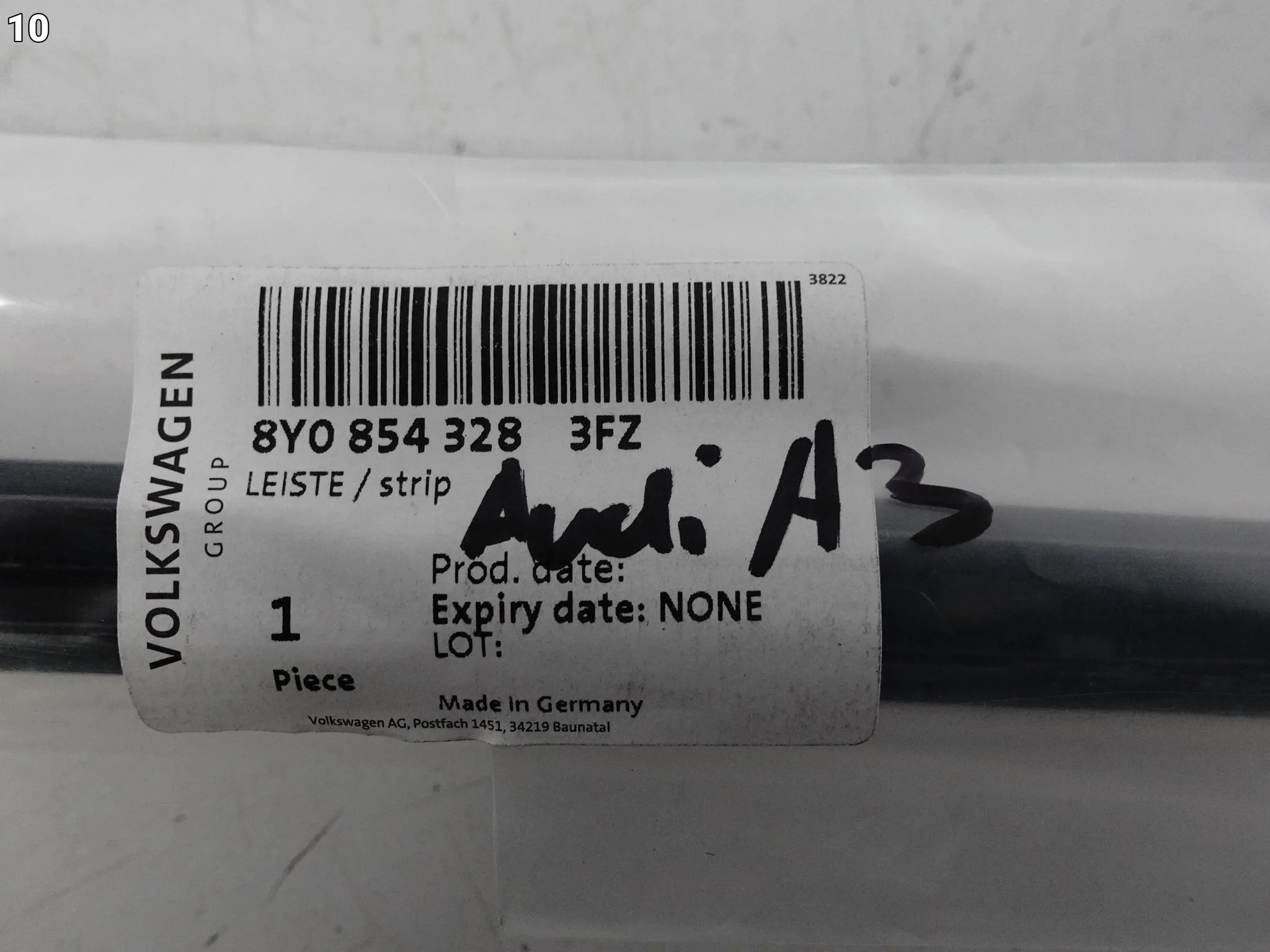 AUDI A3 S3 RS3 8Y0 20- LISTWA USZCZELKA SZYBY PRZEDNIEJ CZOŁOWEJ PRAWA e9e60c73ca3c6a8a79c6b953d4082e7b