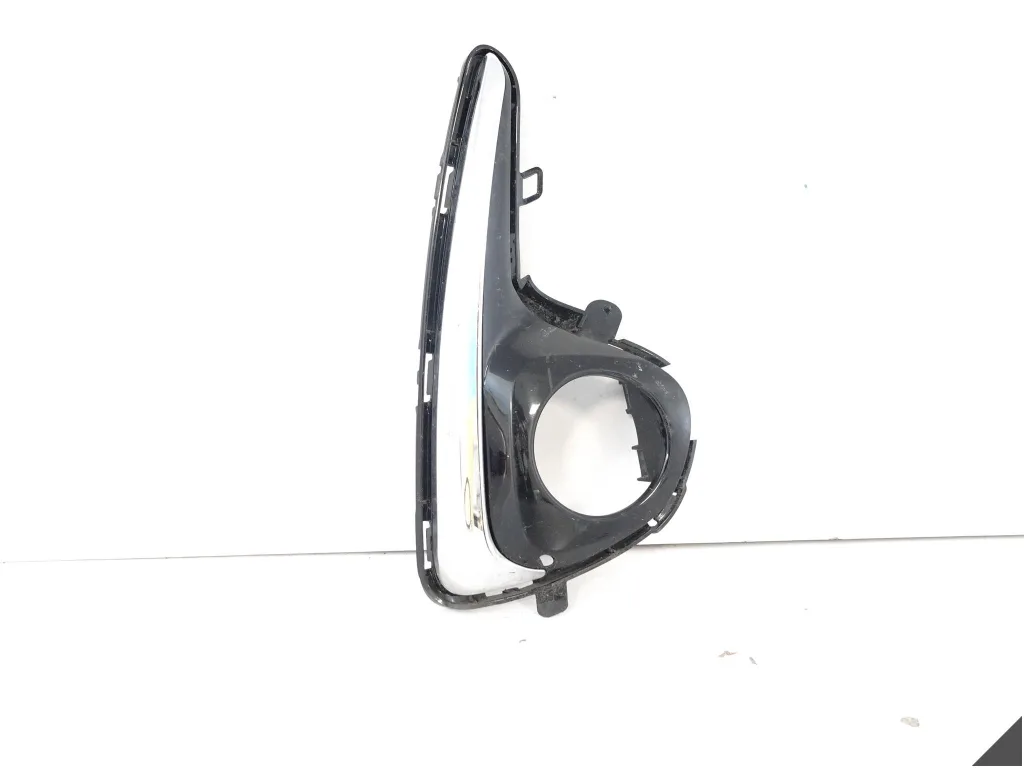 TOYOTA YARIS III 3 LIFT 17-20 KRATKA ATRAPA WLOT CHROM ZDERZAK PRAWA PRZÓD 31dd1bd664d6dffb121fdabf3e0251a1