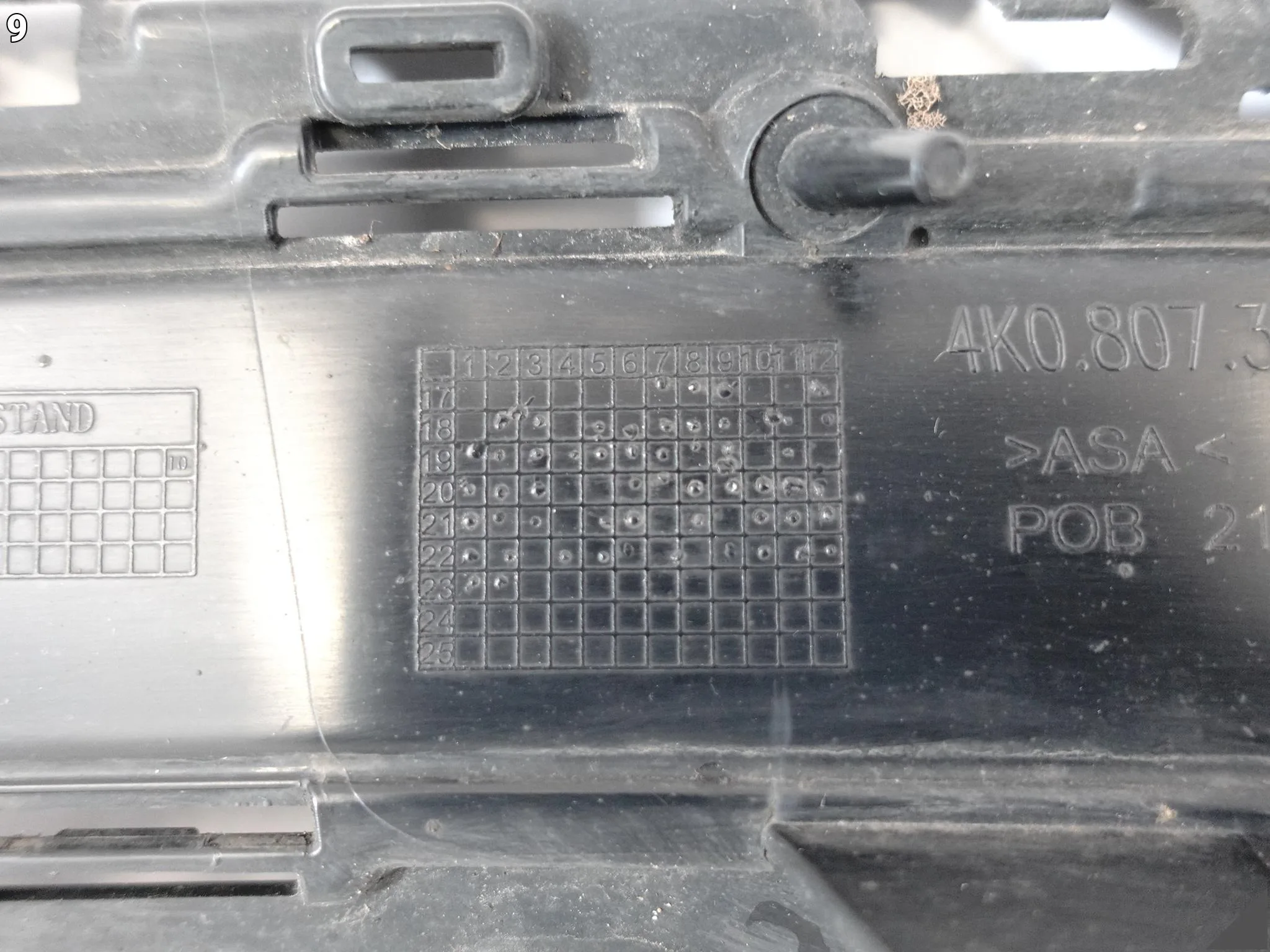AUDI A6 S6 C8 4K0 18-25 KRATKA OSŁONA ZAŚLEPKA WYDECHU W ZDERZAK TYŁ LEWY 1877116ee65b428c0e94825418e0d469