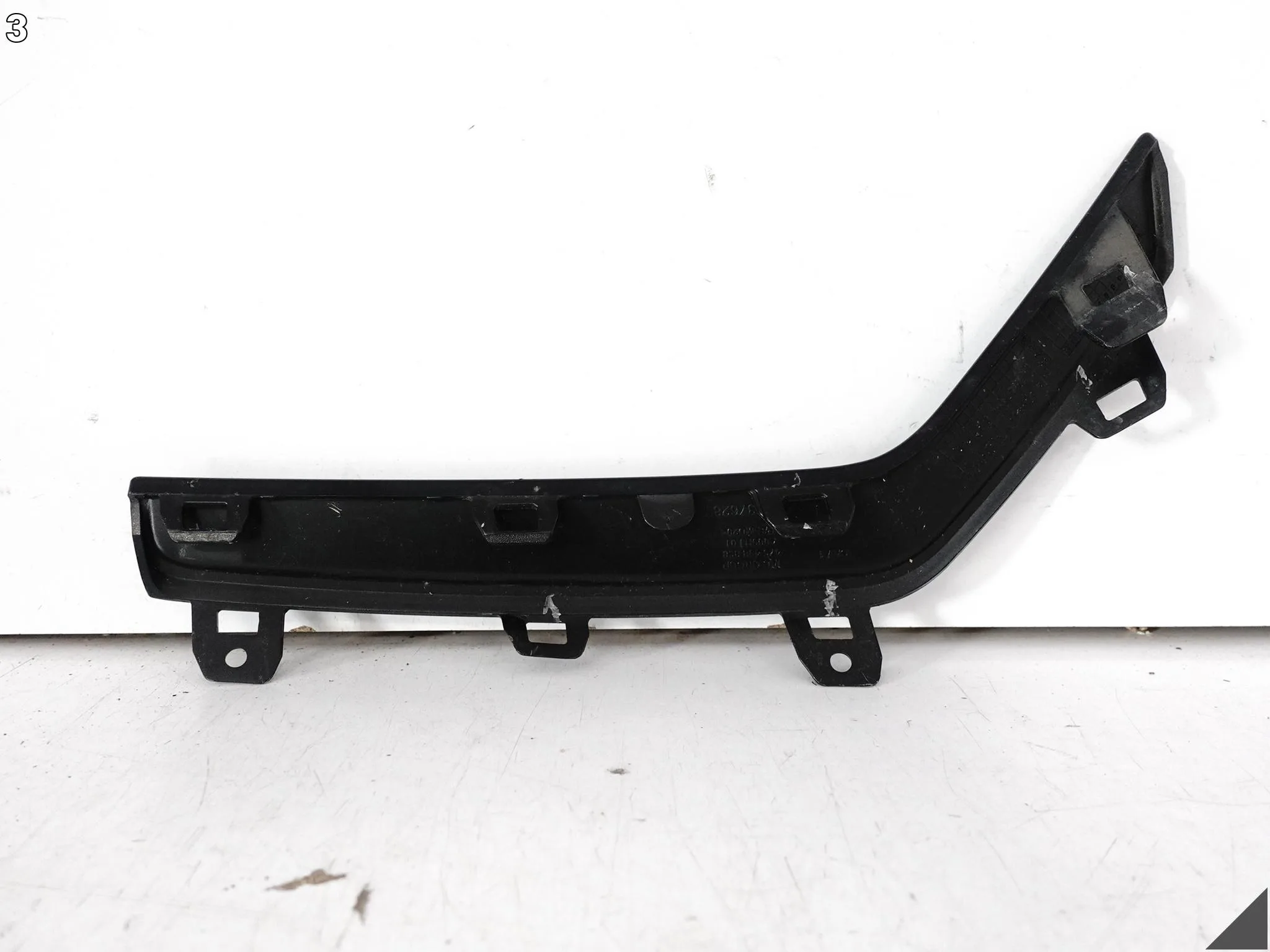 OPEL CORSA F VI 6 LIFT 23- LISTWA DOKŁADKA W ZDERZAK LEWA PRZÓD 18c22ad08592d395bb52376a70dbfc0e