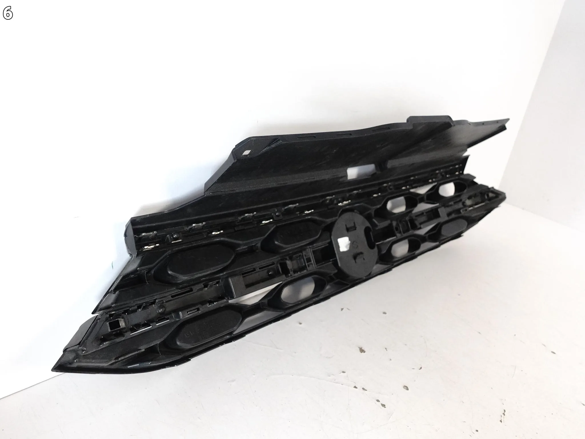 VW T-ROC 2GA LIFT 21-25 GRILL ATRAPA KRATKA LISTWA CHROM EMBLEMAT RADAR c158dfec501bc3880f6b18524c5fb8f6