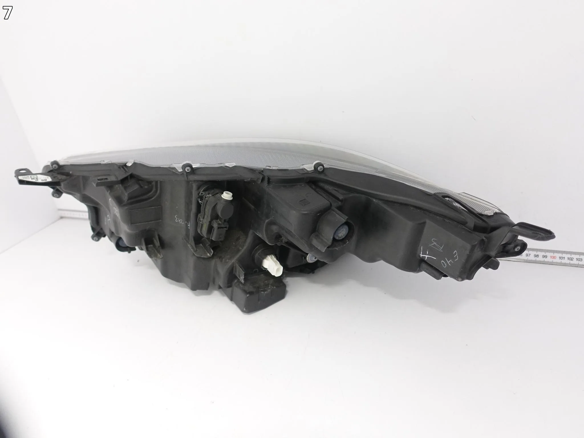 TOYOTA YARIS IV (4 GENERACJA) XP210 GR 20- LAMPA FULL LED PRAWA PRZÓD EU 913417ca2e5b6cc9be543cc65f519e2d