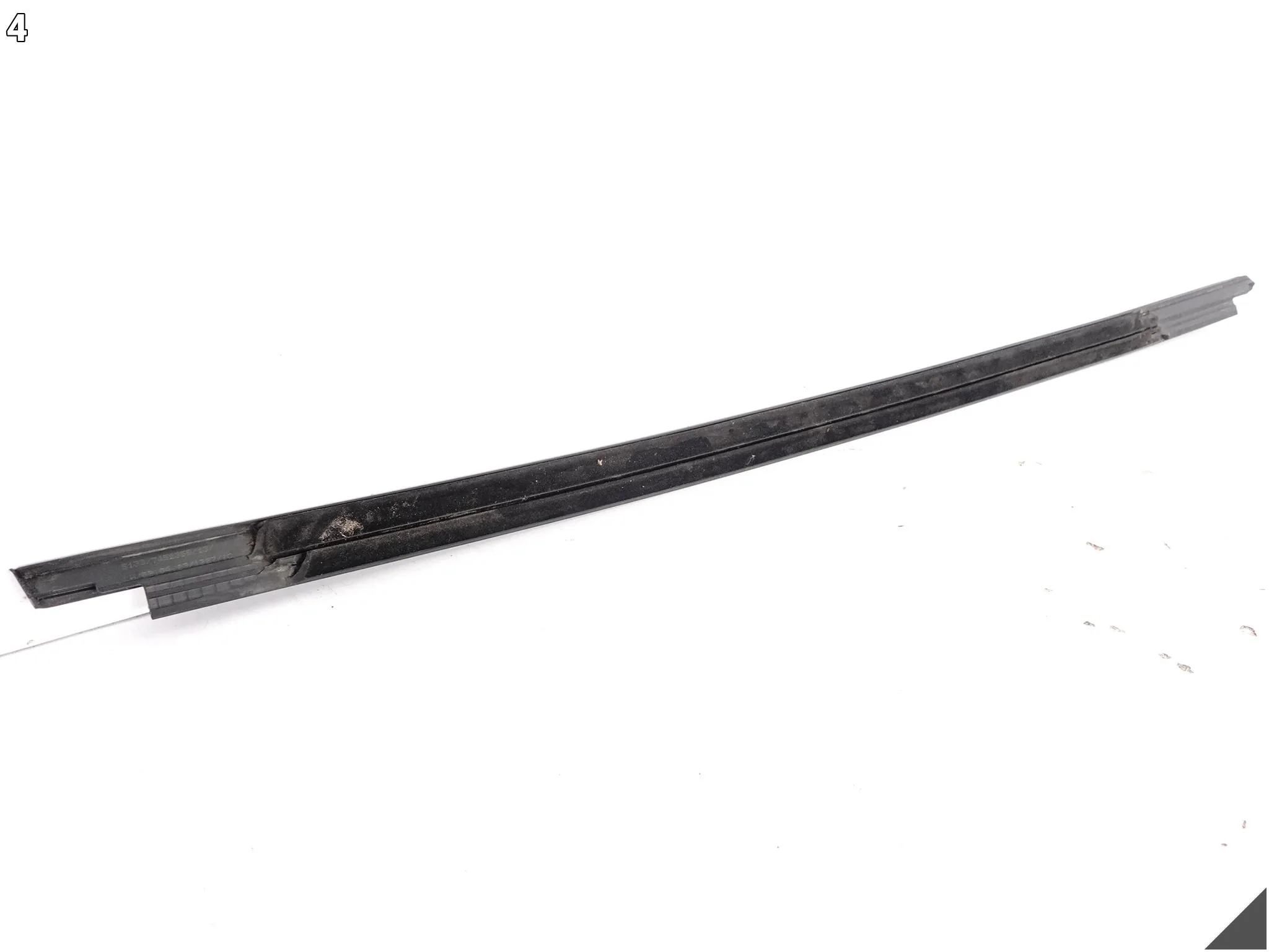 BMW 1 F40 19-24 LISTWA USZCZELKA OSŁONA POKRYWA WNĘKI DRZWI PRZÓD LEWA 5ff79436f81cc317697289037cc82784