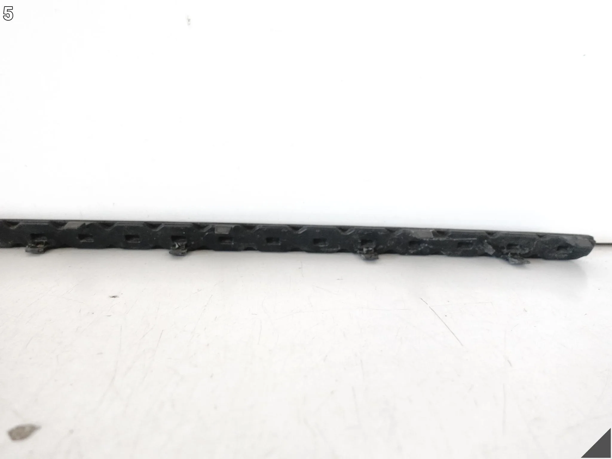 HYUNDAI KONA I 1 17-20 GÓRNA LISTWA OZDOBNA NAKŁADKA ZDERZAK PRZÓD 557aa5d73fb7f157e71f4f53de8f6a84