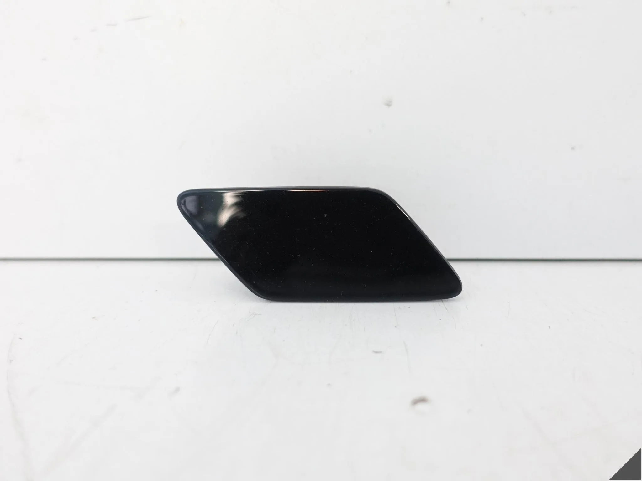 VW TOURAN II 5TA 15- ZAŚLEPKA SPRYSKIWACZA LAMPY PRZÓD PRAWA 5TA807938 af96696bb2b34540ff2b3f98f9c47f85
