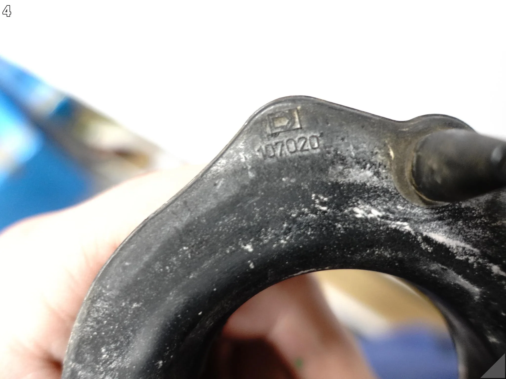BMW F20 F22 F30 F32 F33 F87 F80 F82 PODKŁADKA SPRĘŻYNY ZAWIESZENIA TYŁ L=R 808057fec882631b62993c961f657a3b