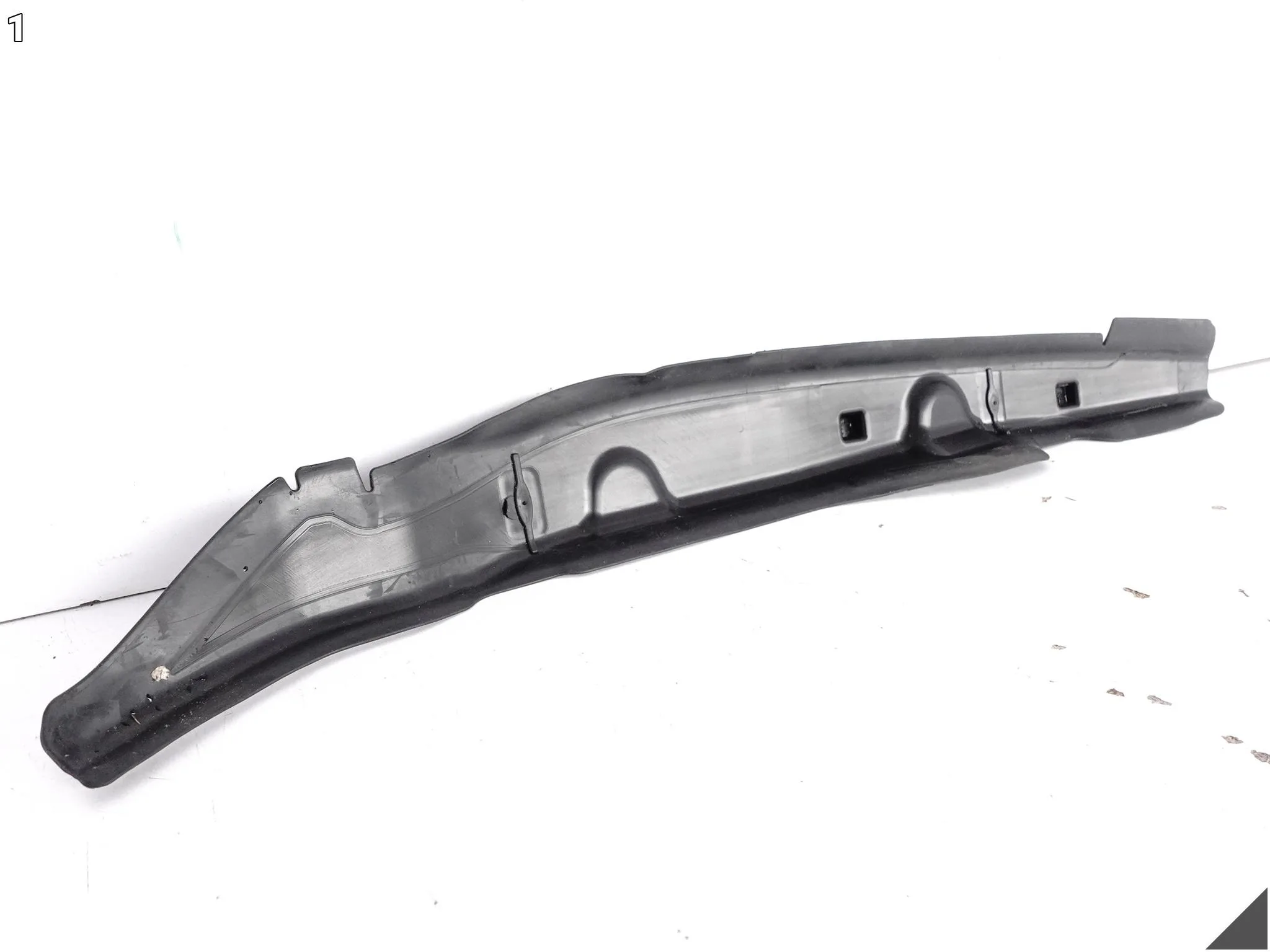 SKODA FABIA IV 6VA 21- LISTWA WYGŁUSZENIE USZCZELKA W BŁOTNIK PRZÓD PRAWA e5a2dda50bdc89d38976119886b33b06