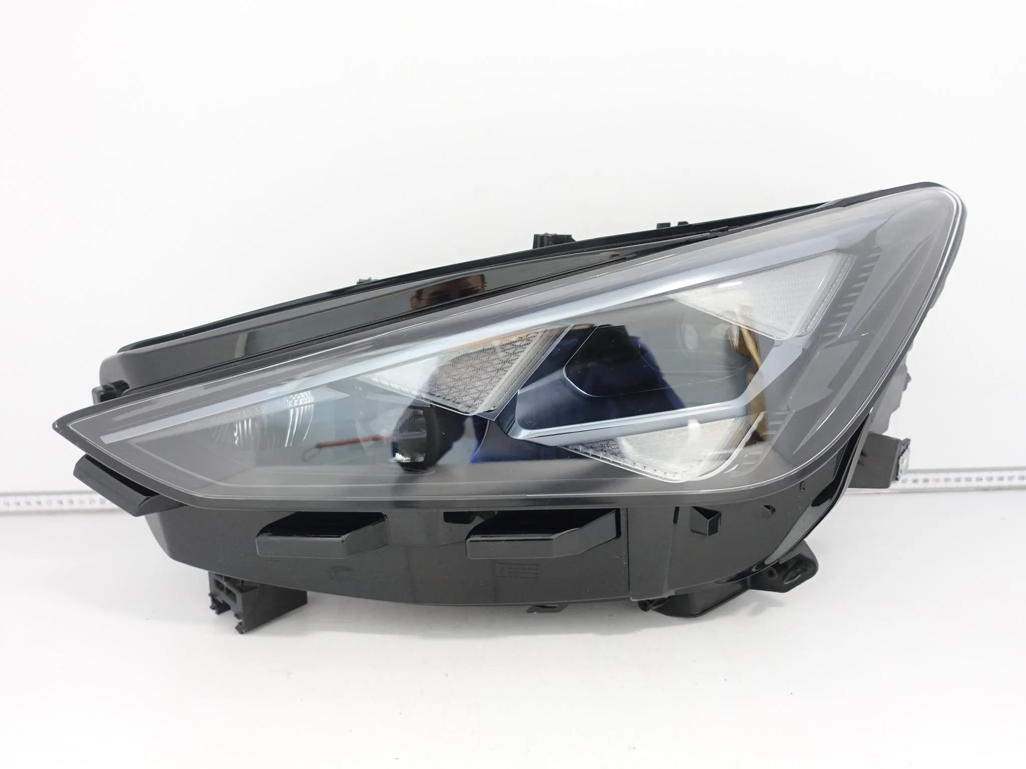 CUPRA TAVASCAN 11H 24- LAMPA FULL LED LEWA PRZÓD EUROPA IDEALNA c8d0d2f660413c2ddcd5b1f17bd05921