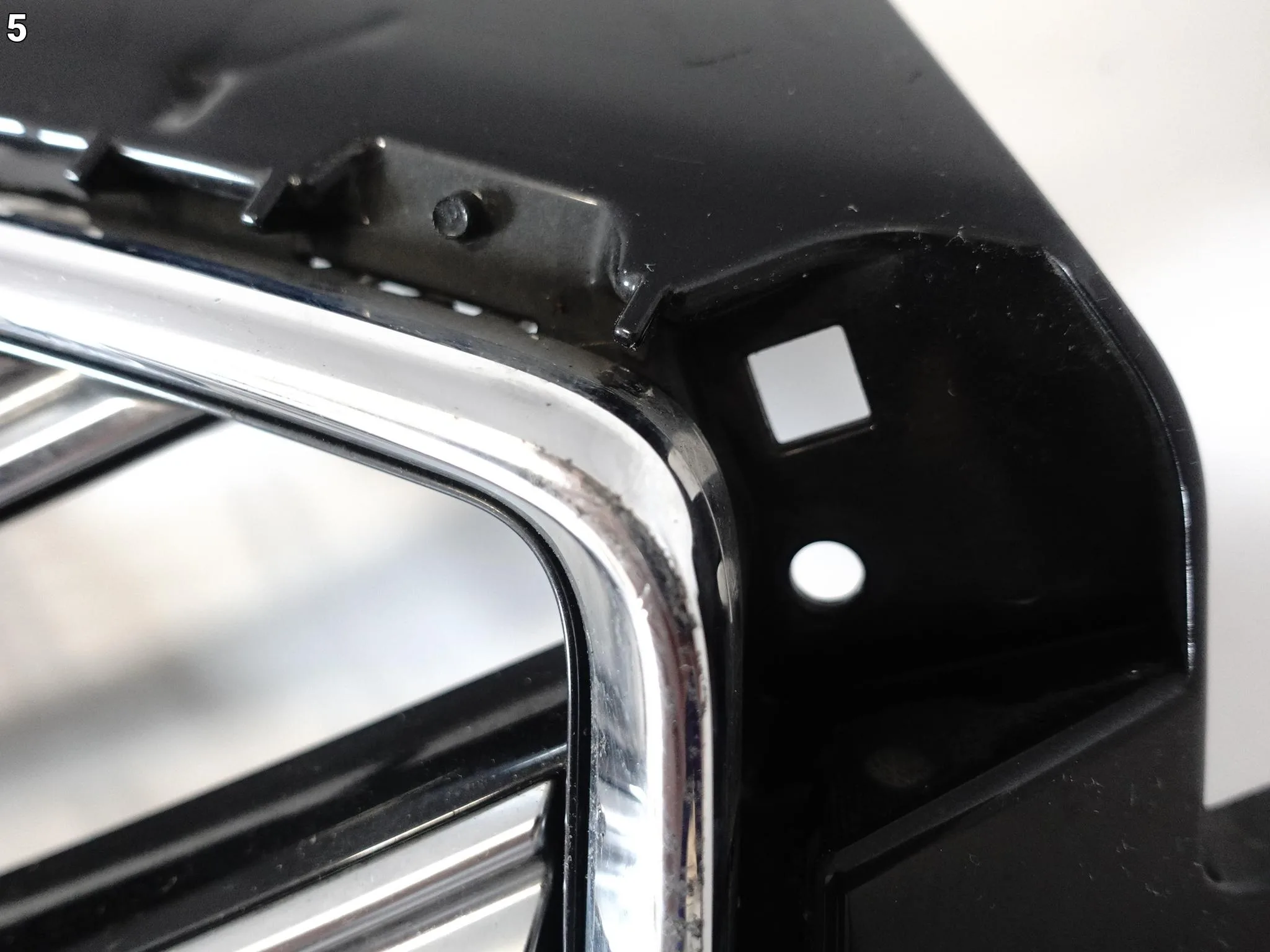AUDI A4 B9 8W0 LIFT 19-24 ZWYKŁY / BASIS GRILL ATRAPA W ZDERZAK PRZÓD PDC 008259eb3fa79ffe2c193fe996ff9ac5