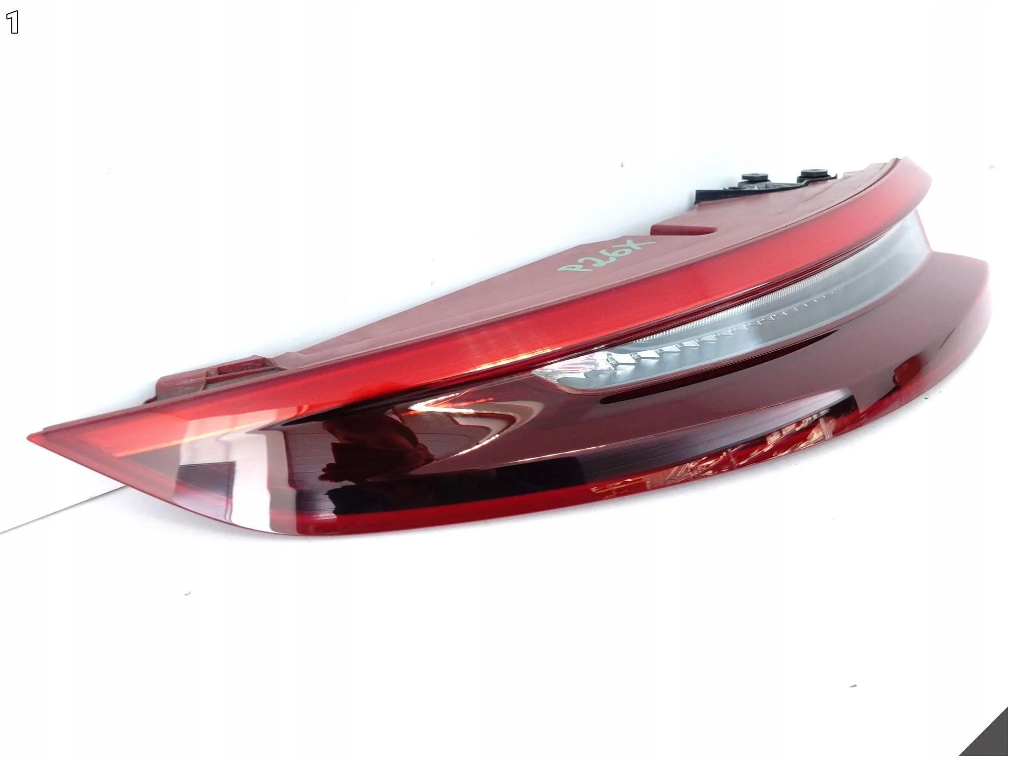 PORSCHE 991 LIFT TURBO / GT3 MK2 16-19 LAMPA LED LEWA TYŁ EUROPA CIEMNA c7e44c1fdb4697c79af6aef37a4106b2