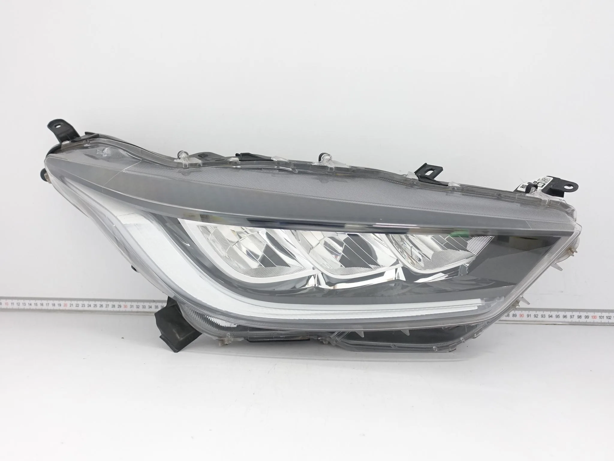 TOYOTA YARIS IV (4 GENERACJA) XP210 GR 20- LAMPA FULL LED PRAWA PRZÓD EU 2f8492296c24b8d896bedafd3d36fd7b