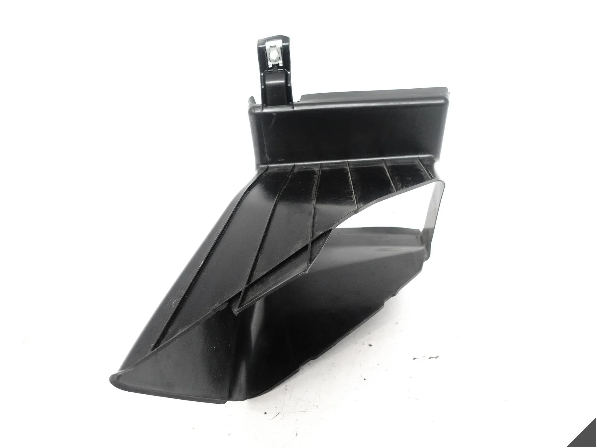 BMW M8 F91 F92 F93 M-POWER 19- KIEROWNICA KANAŁ POWIETRZA WLOT PRZÓD LEWA d64735ad2130c4cad392e4c937a17e0a