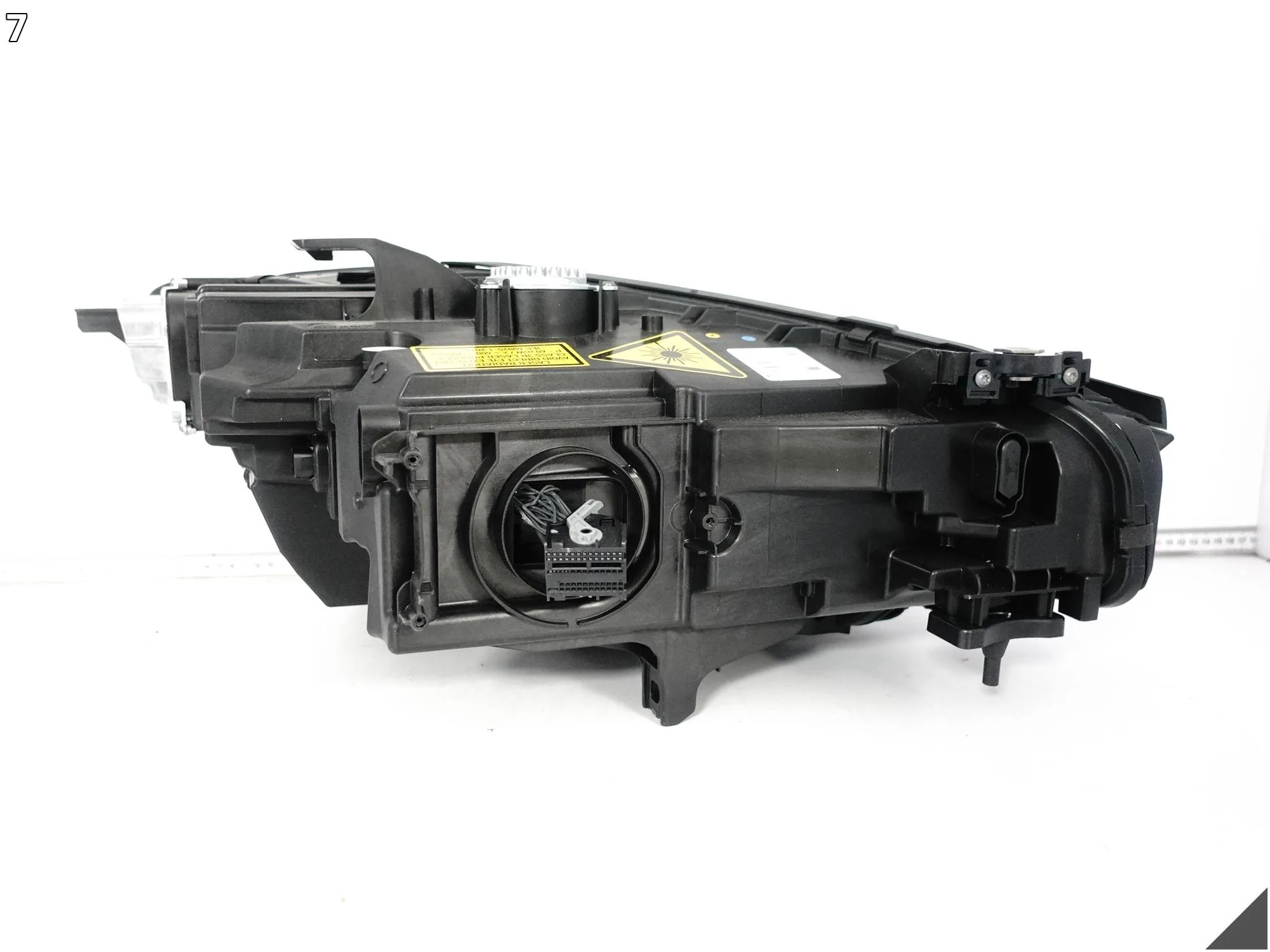 BMW M8 F91 F92 F93 8 G14 G15 G16 18- LAMPA LASER LEWA PRZÓD SHADOW LINE EU cd987b573bedbd22f9ac7ccd3a276571