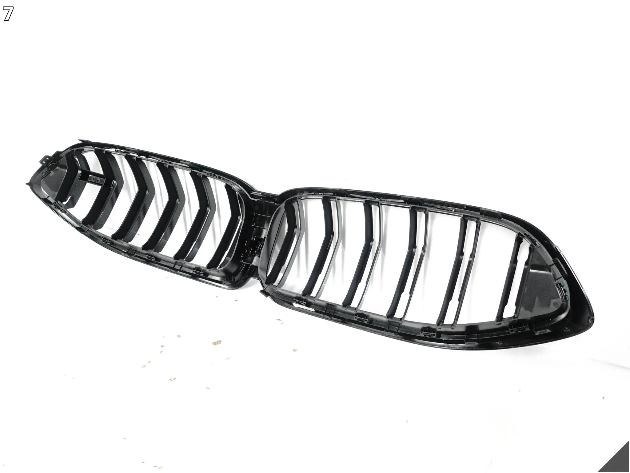 BMW M8 F91 F92 F93 SHADOW LINE M-POWER 19- GRILL ATRAPA NERKI KRATKA WLOT 3fd4f76b6e3f8fcf5d460794db4c94e5