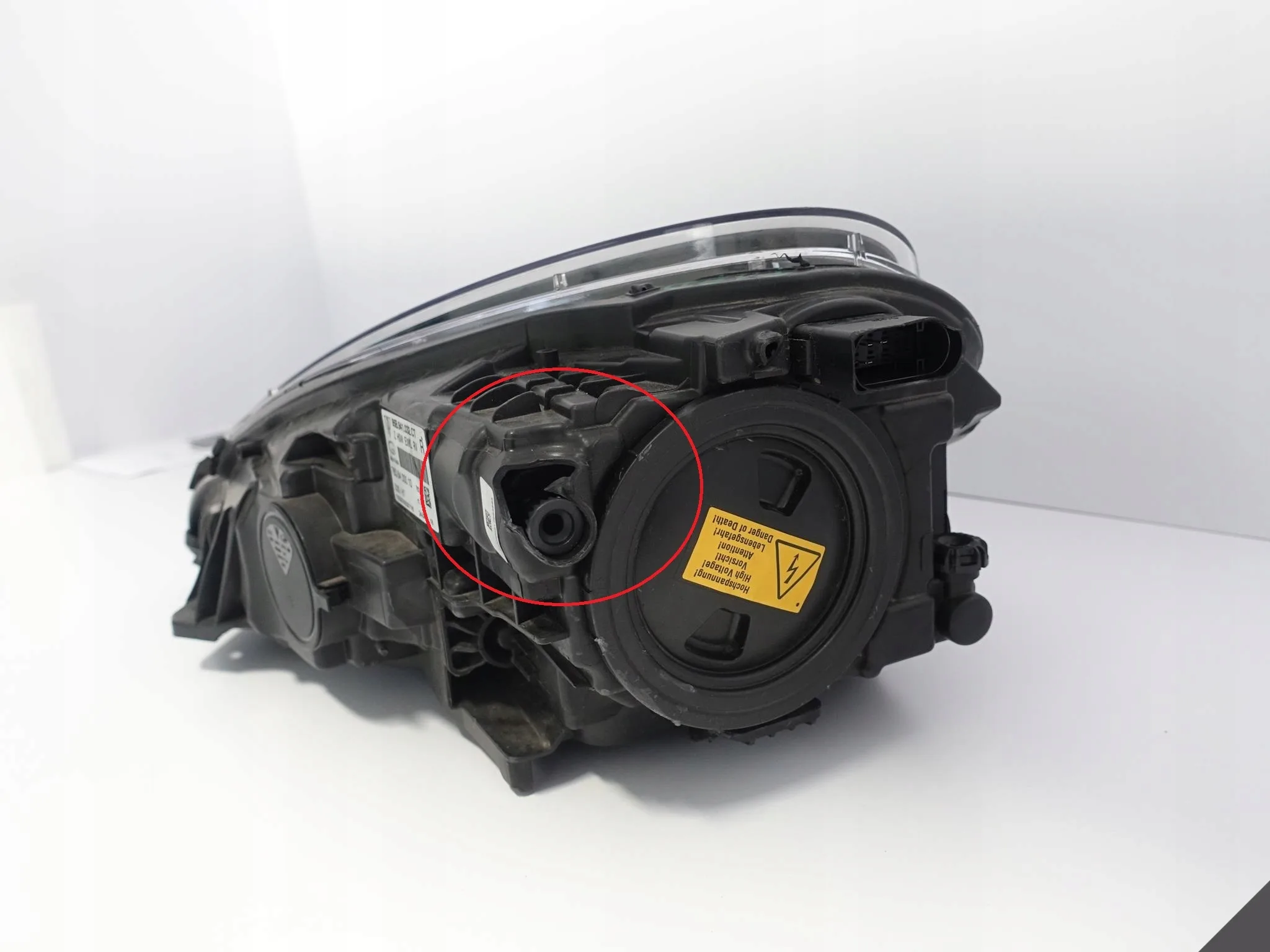 PORSCHE MACAN 95B 13-18 TURBO / GTS LAMPA XENON EXKL PRAWA PRZÓD EU CZARNA 1a7d3055cdc612e197720bcd0b25a00b