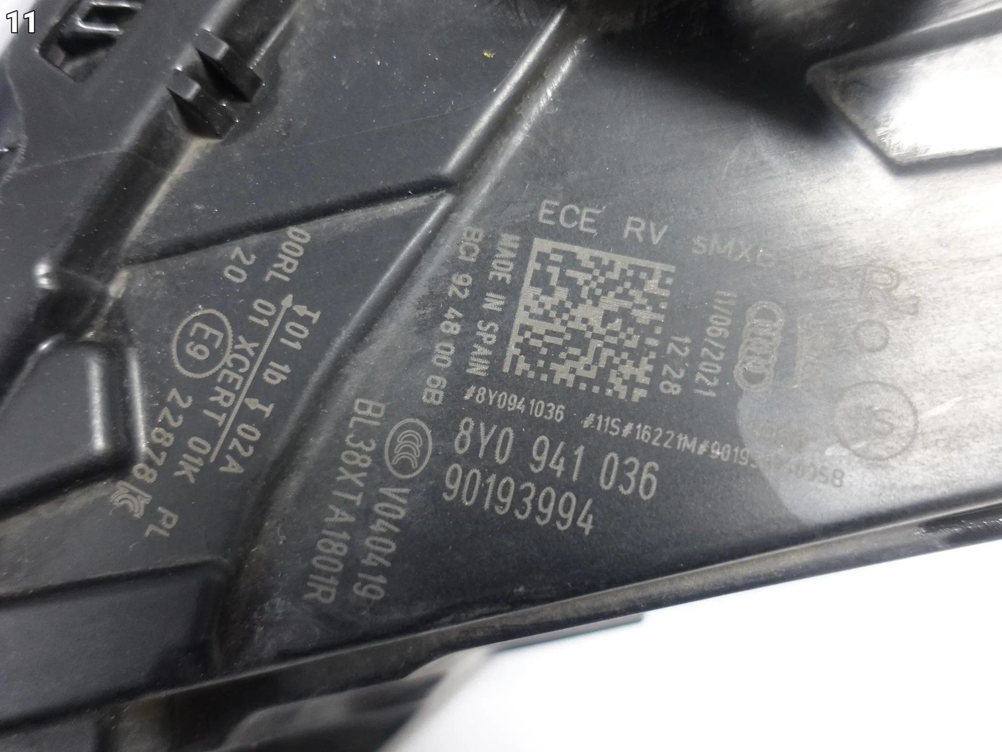 AUDI A3 S3 8Y0 20-24 LAMPA FULL LED MATRIX PRAWA PRZÓD EUROPA *036* + MODUŁ 65535b61023487c8e72361647b97a1cc