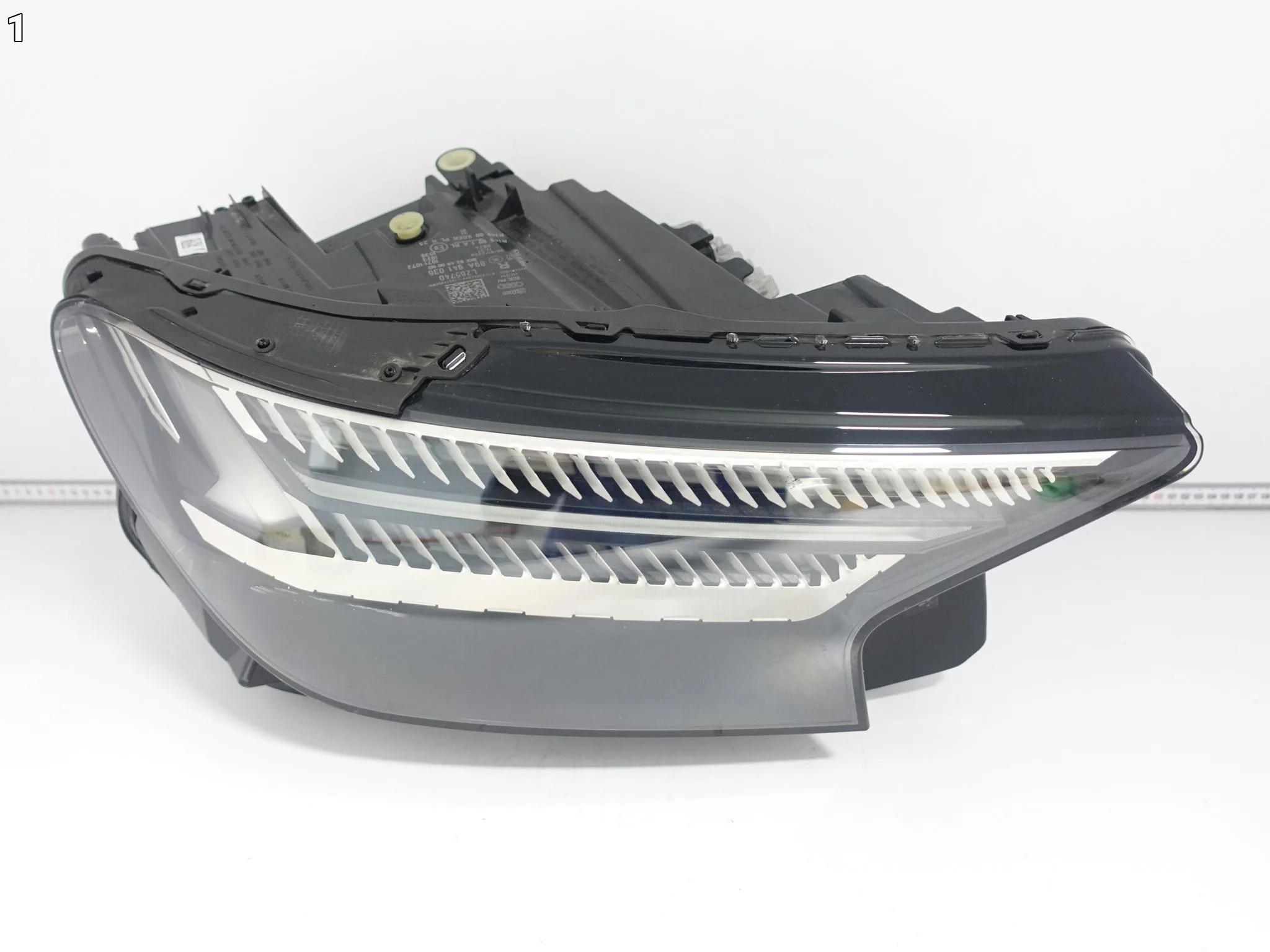 AUDI Q4 E-TRON 89A 21- LAMPA MATRIX HIGH FULL LED PRAWA PRZÓD EUROPA 3428f18a8b78db051290aabbac6bad19