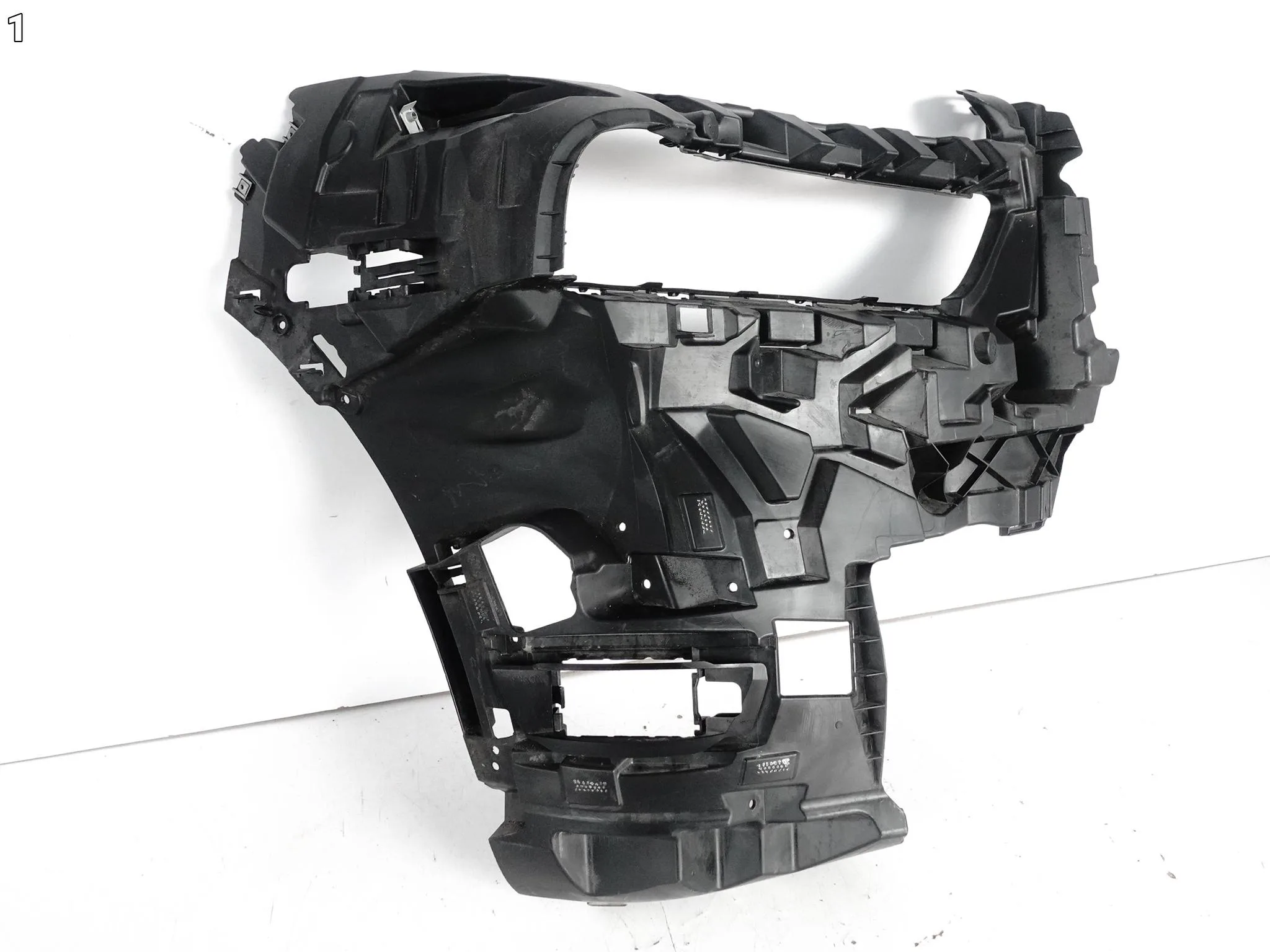 BMW X7 G07 LIFT LCI 22- ŚLIZG WZMOCNIENIE MOCOWANIE W ZDERZAK PRZÓD PRAWY 9f65ce5537946e6f9ae74d0f898c3778