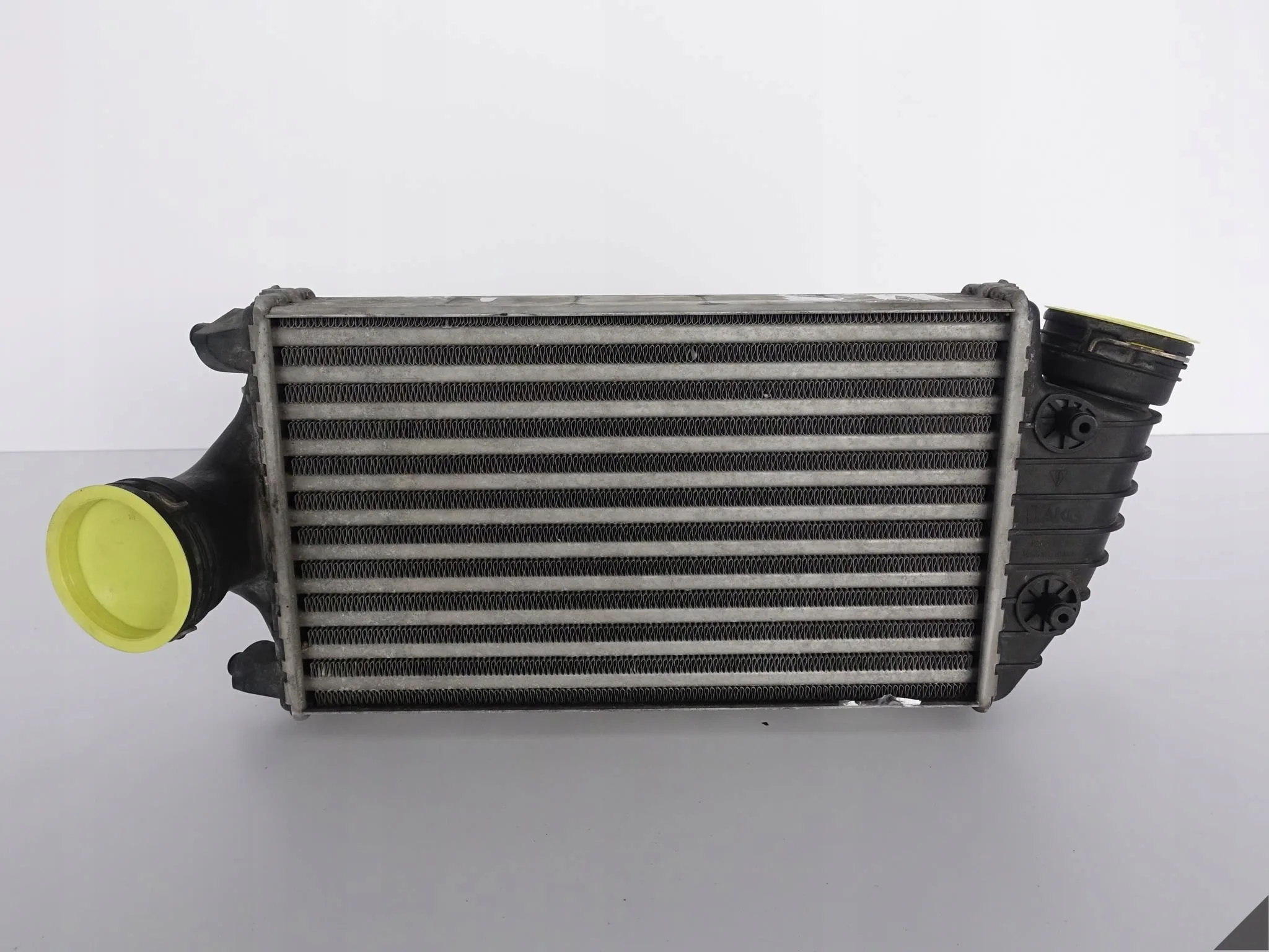 PORSCHE 997 TURBO GT2 INTERCOOLER PRAWY 9971106400 cd14fb6b8e62b07f521e18d2a46cd887