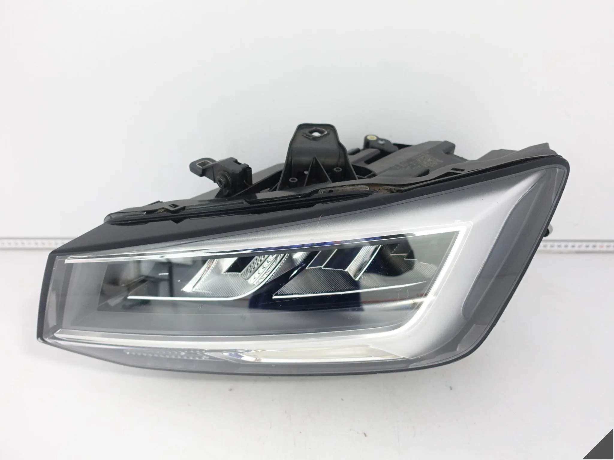 AUDI Q2 SQ2 81A LIFT 20-26 LAMPA HEADLIGHT FULL LED BASIS LEWA PRZÓD EUROPA 936222f02aef14114a342f9344e26568