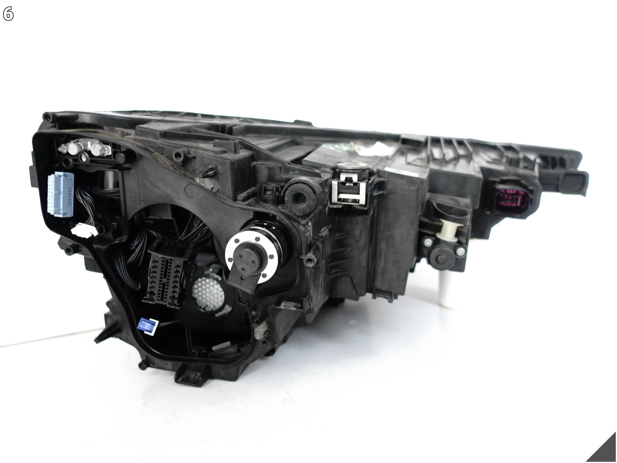 AUDI Q8 SQ8 4M8 18- LAMPA MATRIX FULL LED LEWA PRZÓD 4M8941035 USZKODZONA 935d49850d0907554c5fa405fc6e90e0