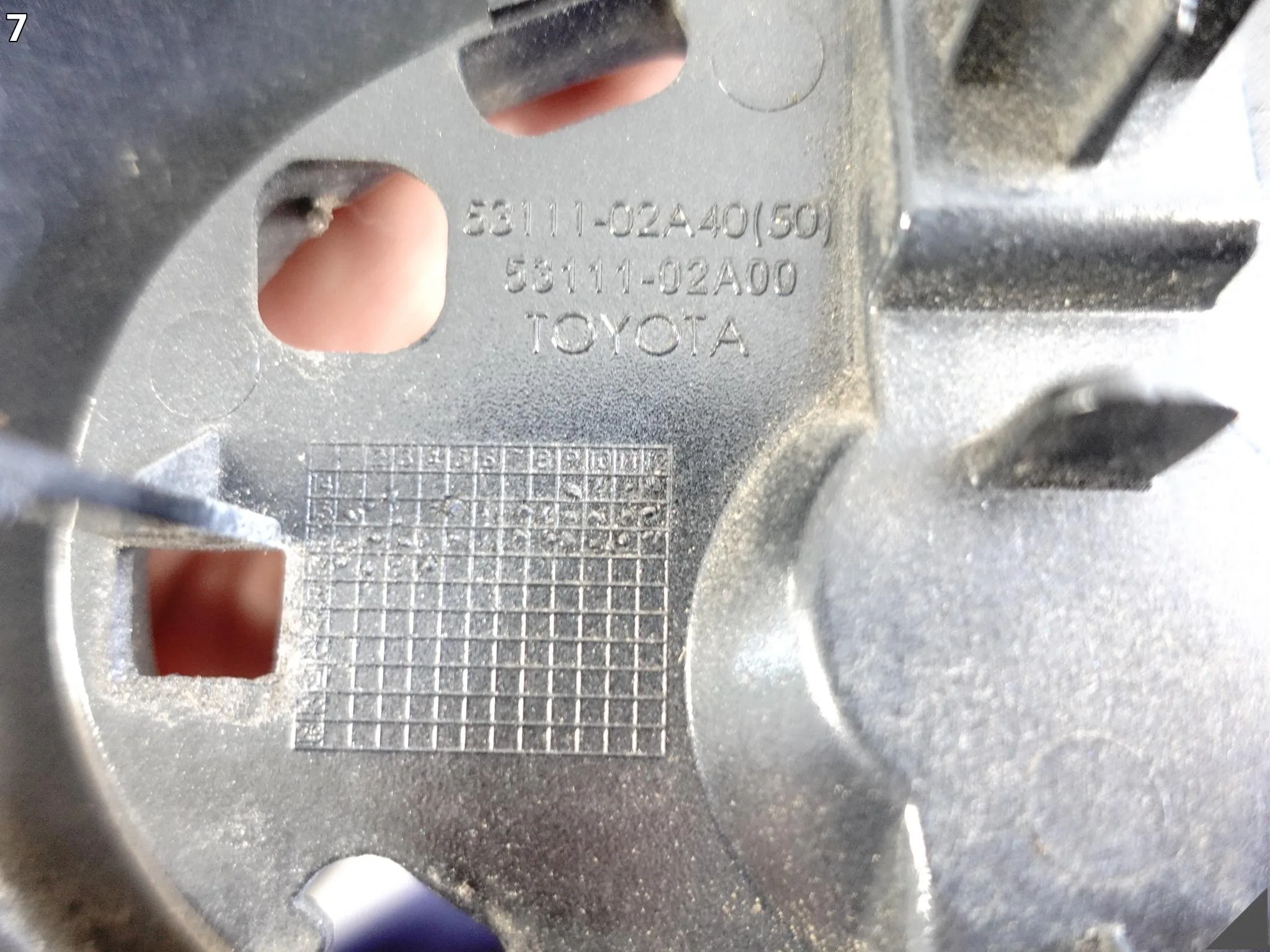 TOYOTA AURIS II E180 LIFT 15-18 RAMKA LISTWA POD LOGO ZNACZEK GRILL PRZÓD 42f9f1e70804e380f48e0006c0250ff5
