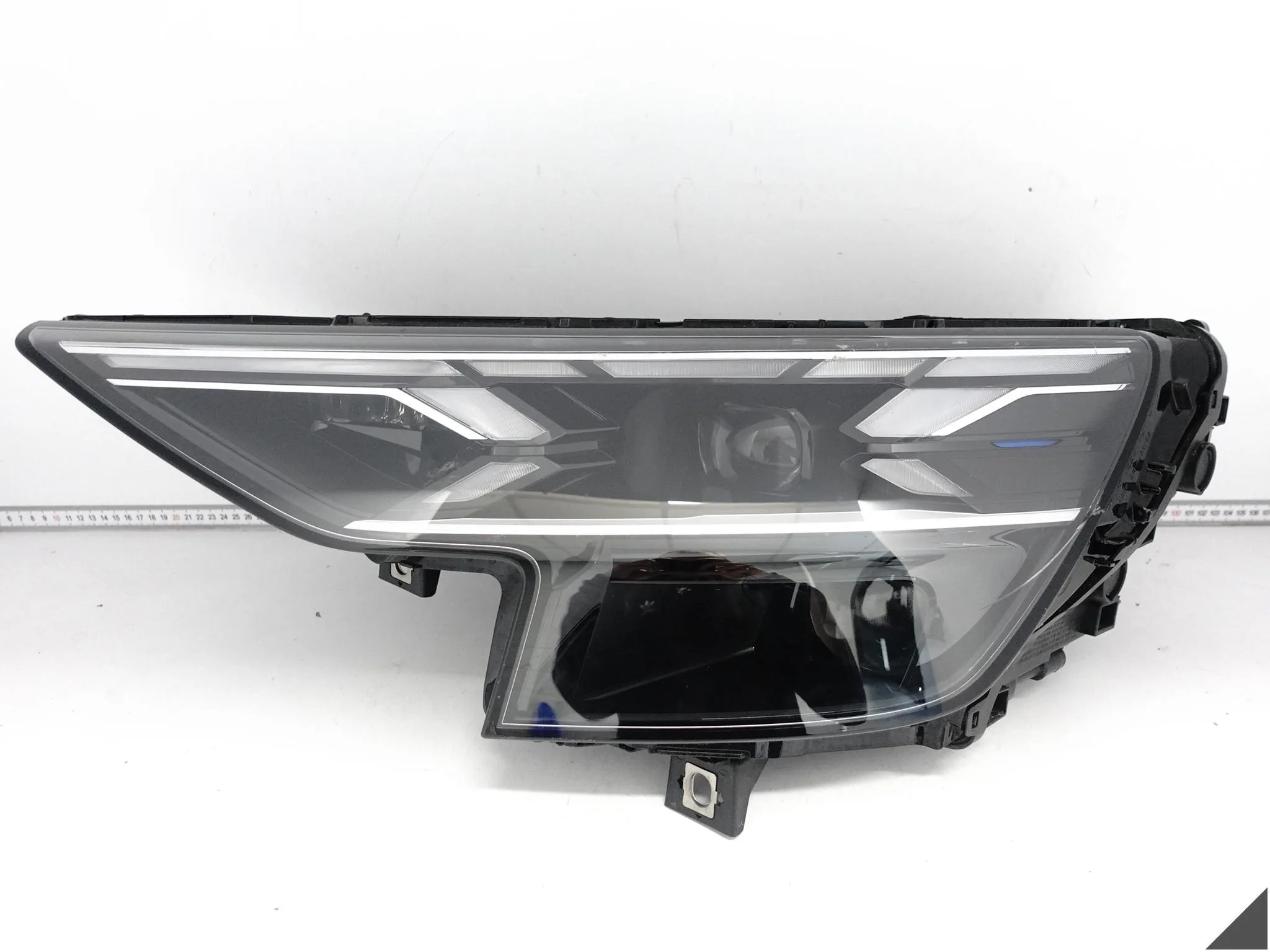 AUDI Q8 SQ8 4M8 LIFT 23- LAMPA FULL LED MATRIX LASER LEWA PRZÓD EUROPA 7abc79f0ef84a49e528db05b7e3f7aa8