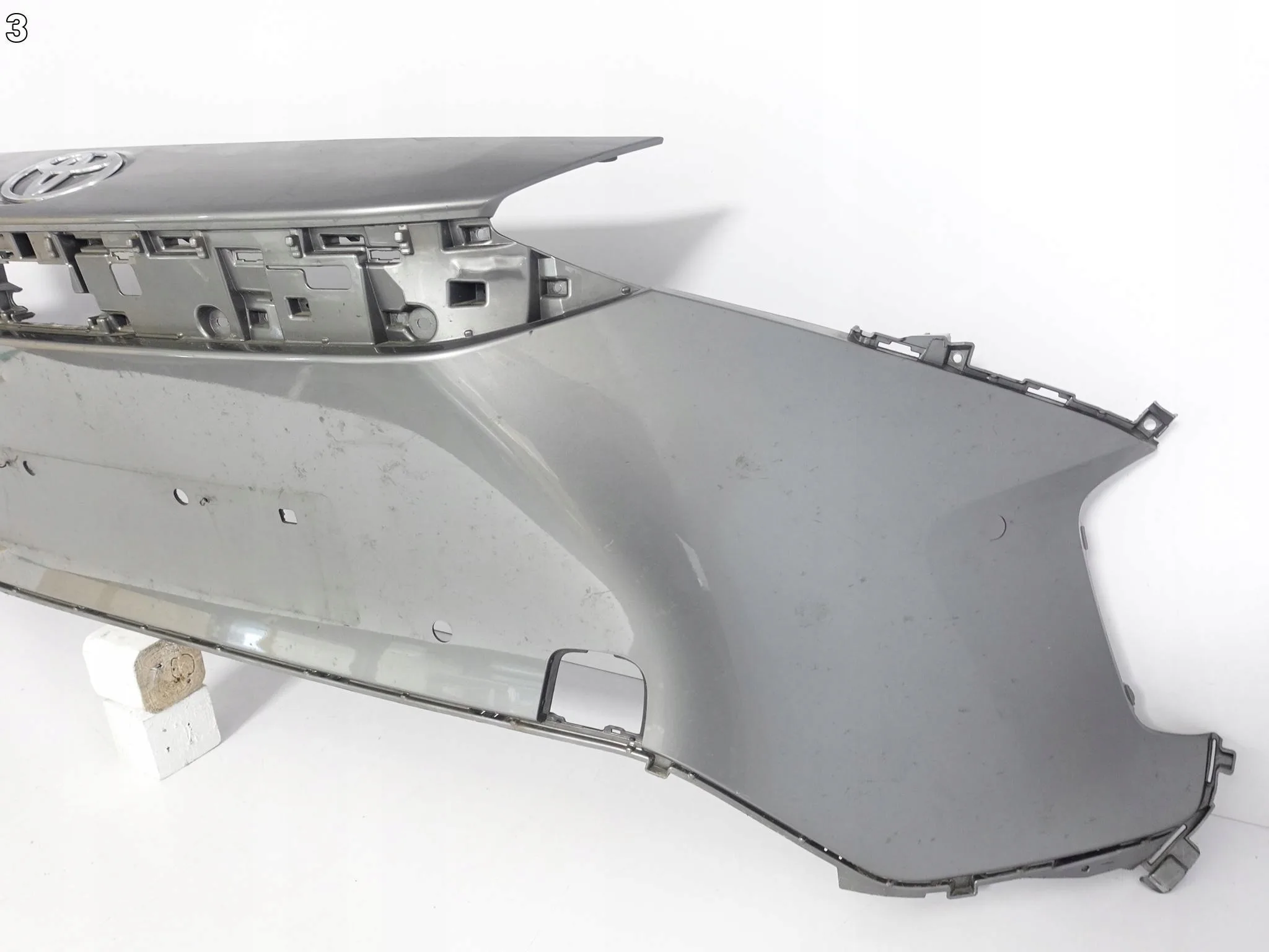 TOYOTA BZ4X 22- ZDERZAK BLENDA PRZÓD *PDC* 67032474f88e4453ac01e5f37ceb7196