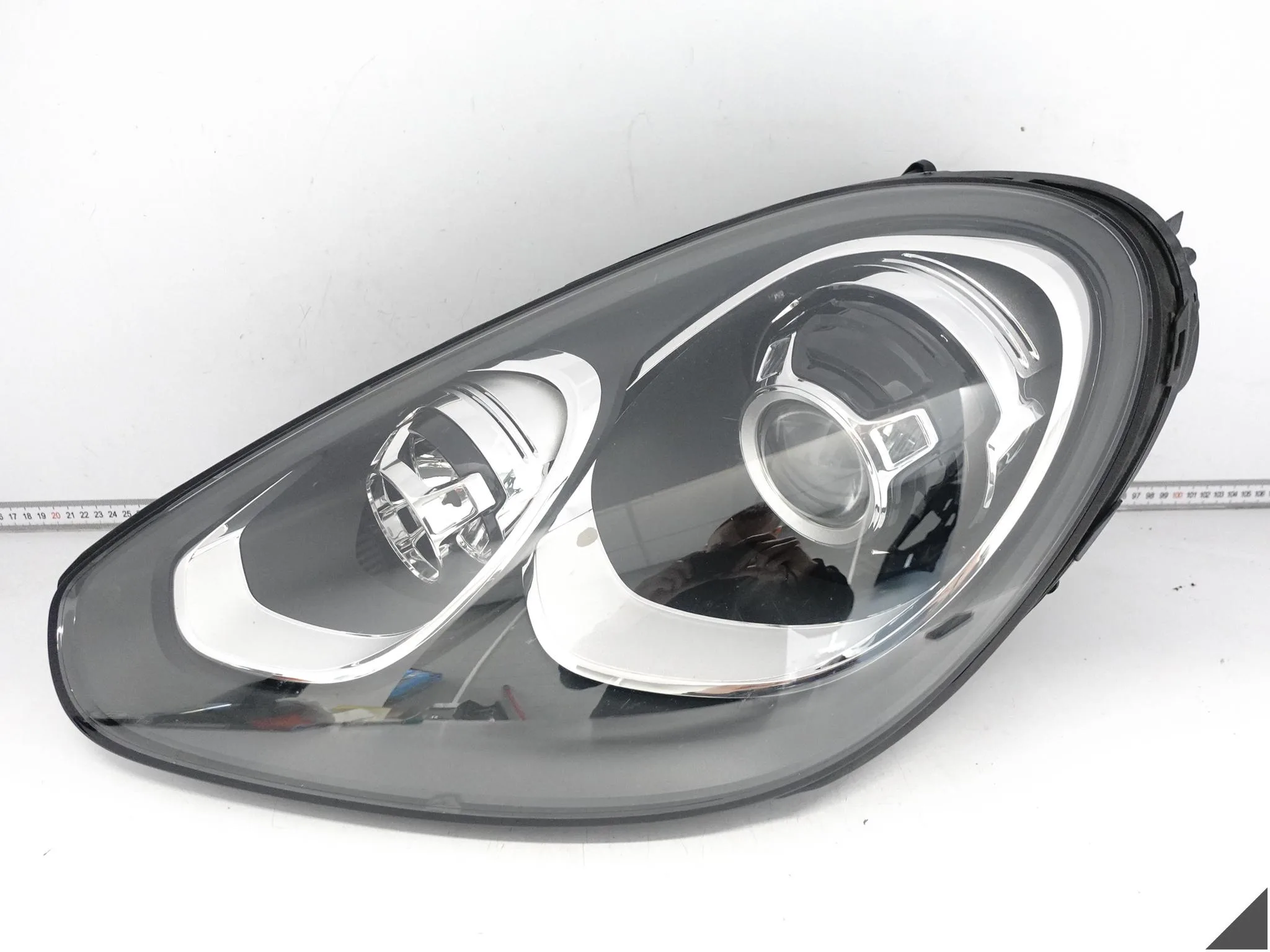 PORSCHE CAYENNE 7P5 LIFT 14-18 LAMPA XENON (DS8) + LED LEWA PRZÓD EUROPA d1218ad0b3510ece6fd0c001ecf9bdf2