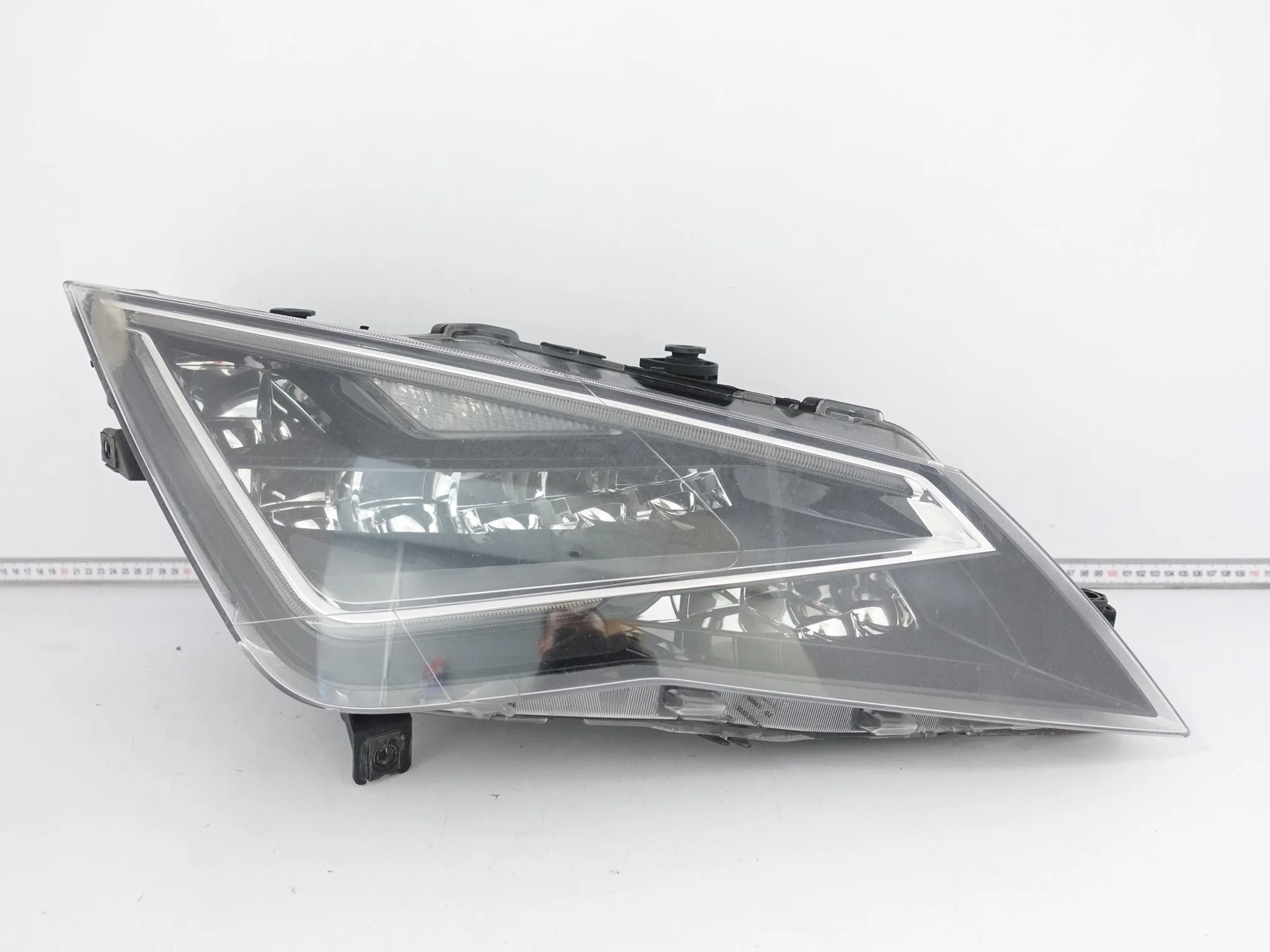 SEAT LEON III 3 5F1 5F0 12-17 FULL LED LAMPA PRAWA PRZÓD EUROPA 2738772e461dc202ef2e7c99d0d70985