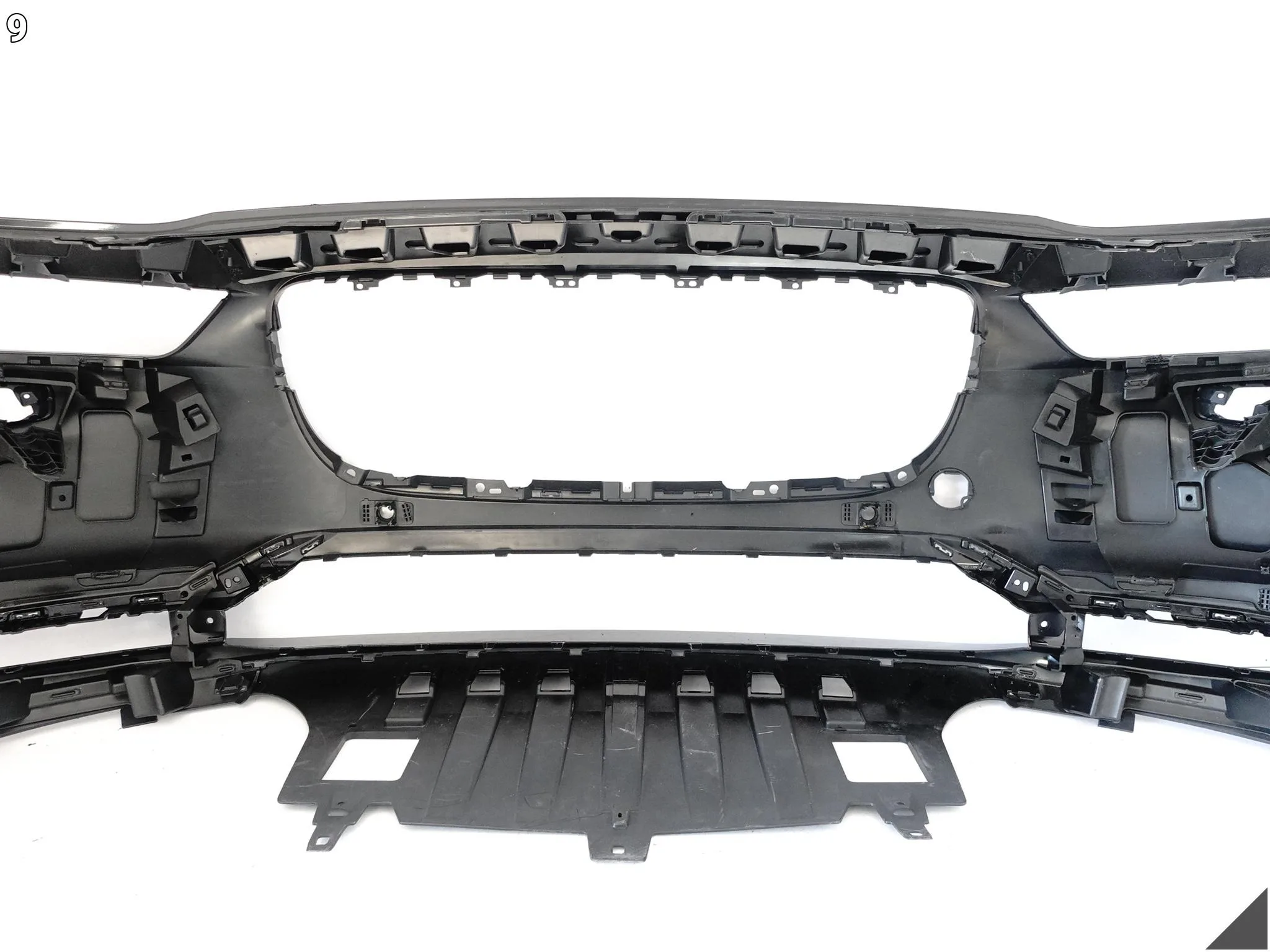 JAGUAR I-PACE X590 18-24 ZDERZAK BUMPER PRZÓD (SPRYSKI / 6xPDC) 47a42f09b2e40acf5300a9b8e8b6fcd9