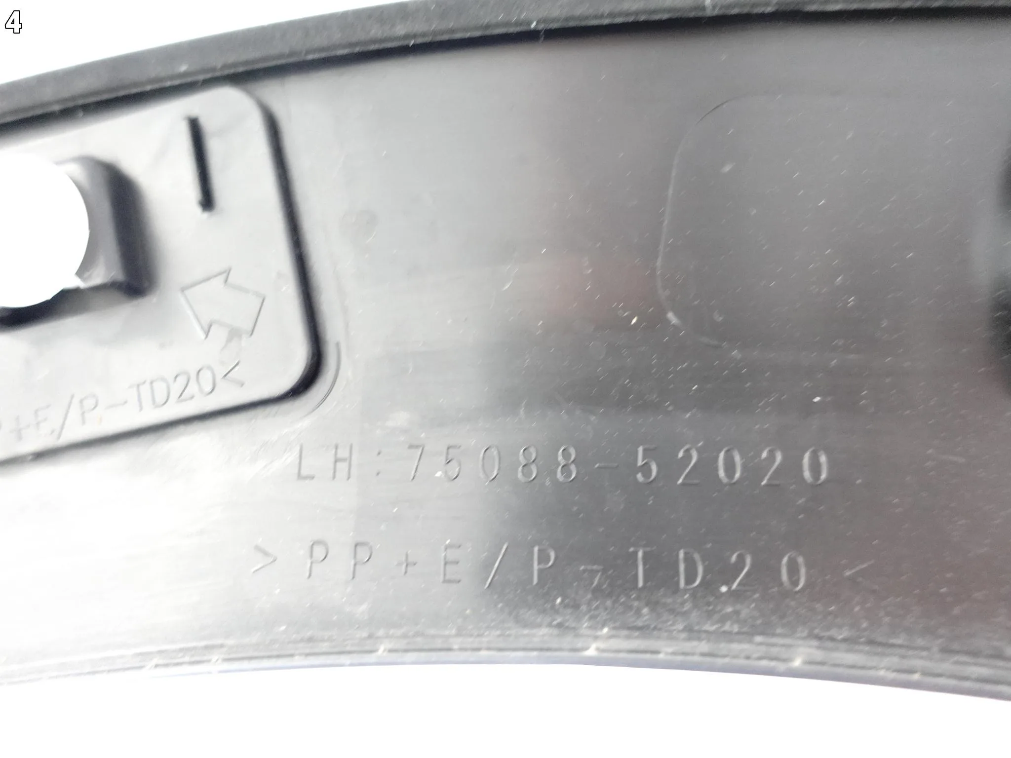 LEXUS LBX 23- LISTWA OSŁONA NA DRZWI LEWA TYŁ NOWA ORYGINALNA 75088-52020 c092a3a7236ce2c5ce4523aecb5c2363