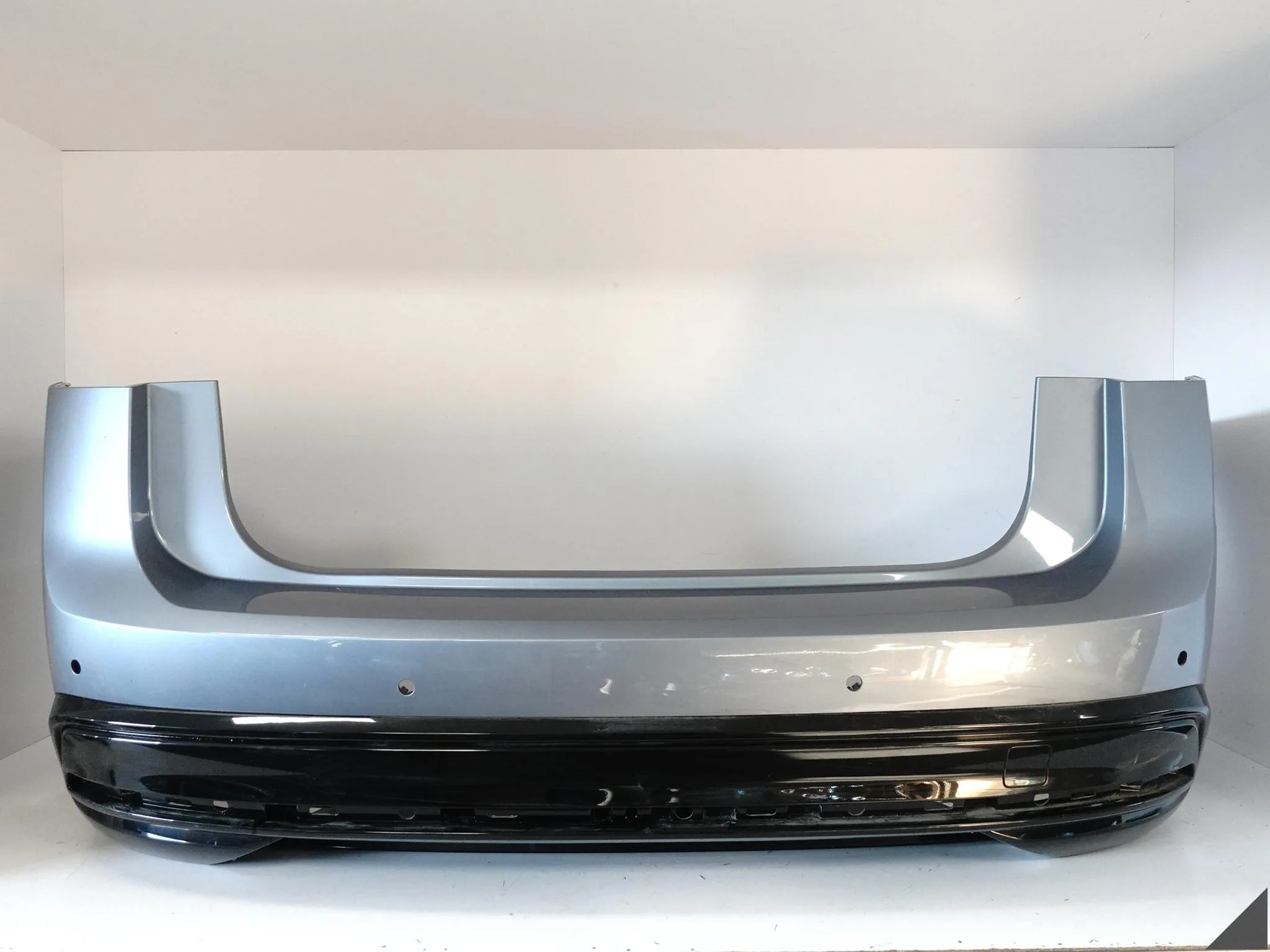 VW ID7 ID.7 14A 23- ZDERZAK BUMPER TYŁ (6 x PDC) 14A807421 ce9c2661847f8848938085c81ec8b791