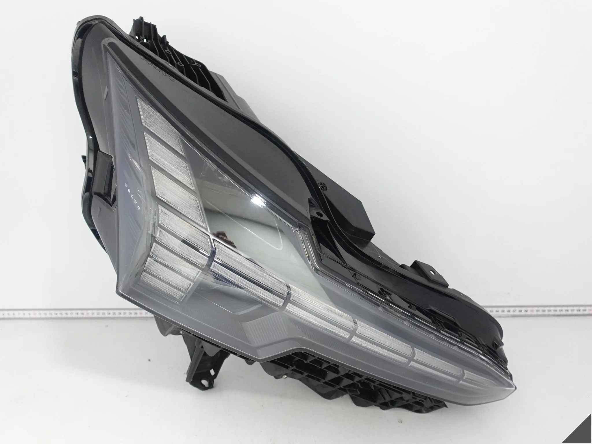 VOLVO EX30 EX 30 23- LAMPA HEADLIGHT FULL LED PRAWA PRZÓD EUROPA + MODUŁ 6924855552037a079de2843060eaff8e