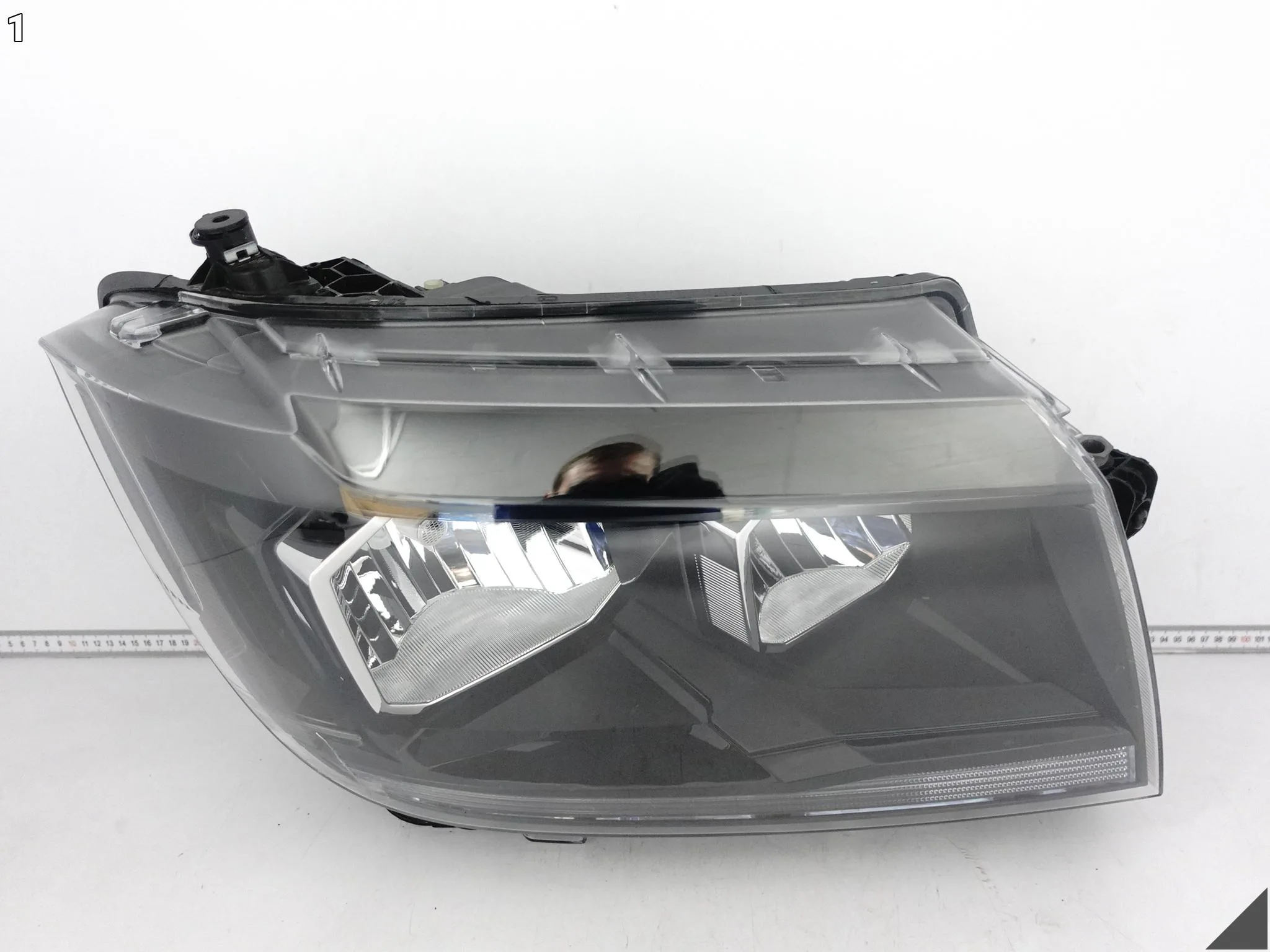 VW CRAFTER II 2 MAN TGE 7C1 16- LAMPA HALOGEN ZWYKŁA H7 PRAWA PRZÓD EUROPA 7424ea2b54a936993ace98aa1725266c