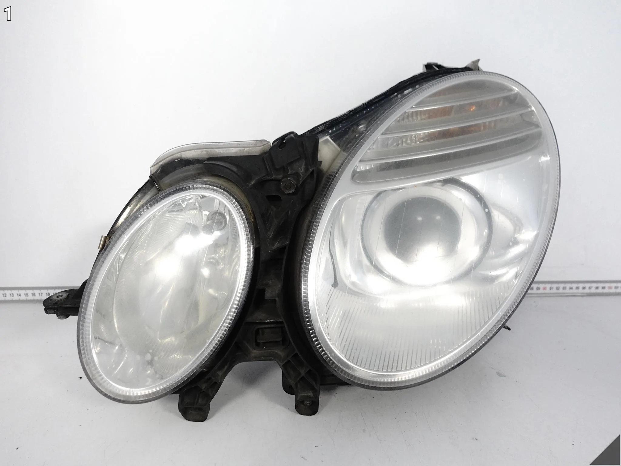 MERCEDES E-KLASA W211 S211 06-09 LIFT MOPF XENON LAMPA LEWA PRZÓD EUROPA 44462a46b1b889b91399abe48dbd4de4