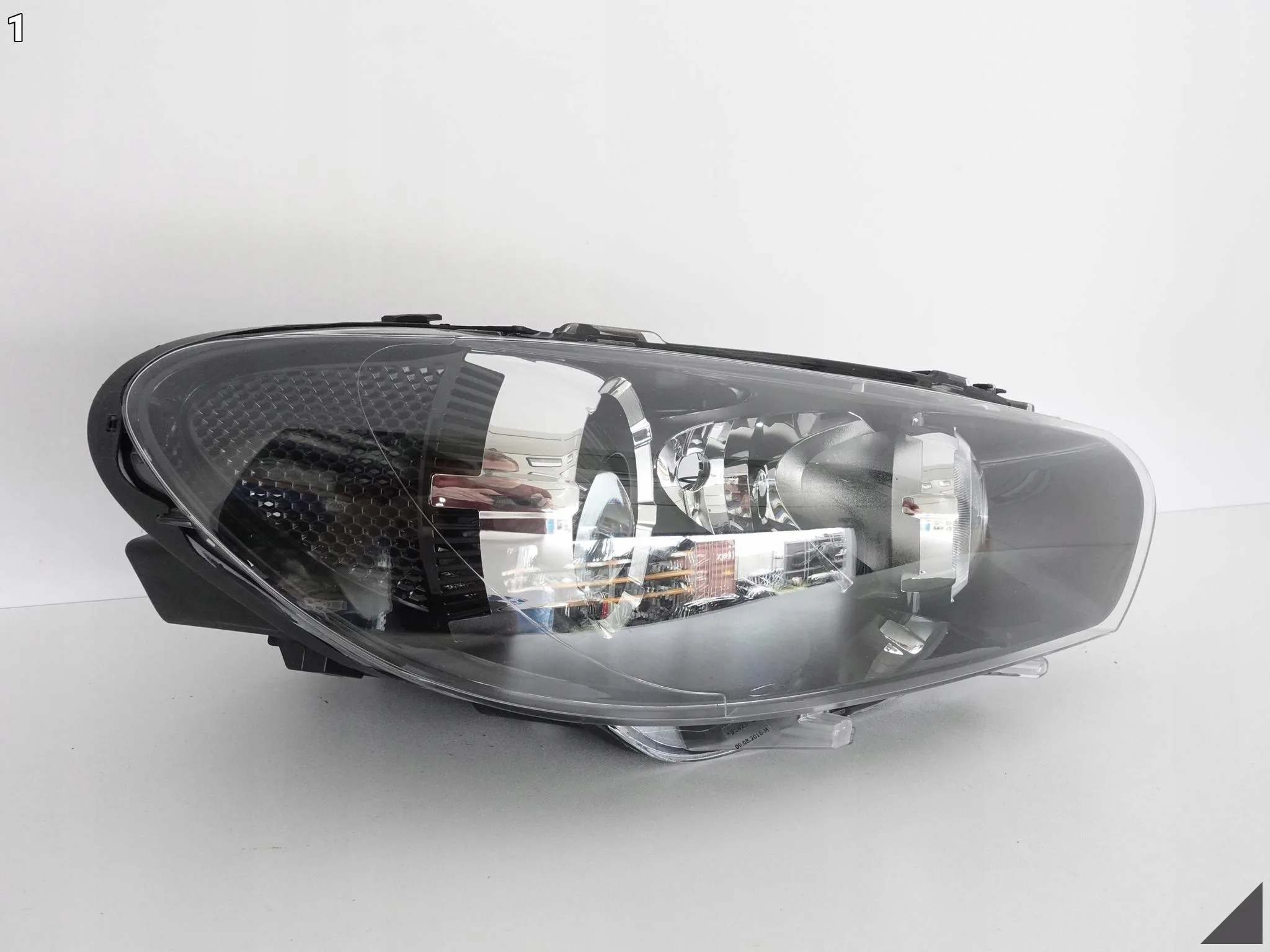 VW SCIROCCO 1K8 08- LAMPA XENON PRAWA EUROPA 6d3cf8f3e7b0cd74ede9301339bc4b39