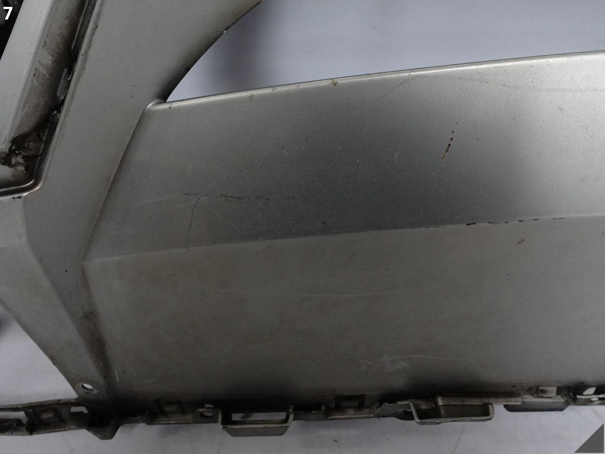 VW TOUAREG II 2 7P6 10-14 ZDERZAK BUMPER SPOILER LISTWA PRZÓD (SPRYSKI) db12e581a7bf8c8de956d0471c736a49