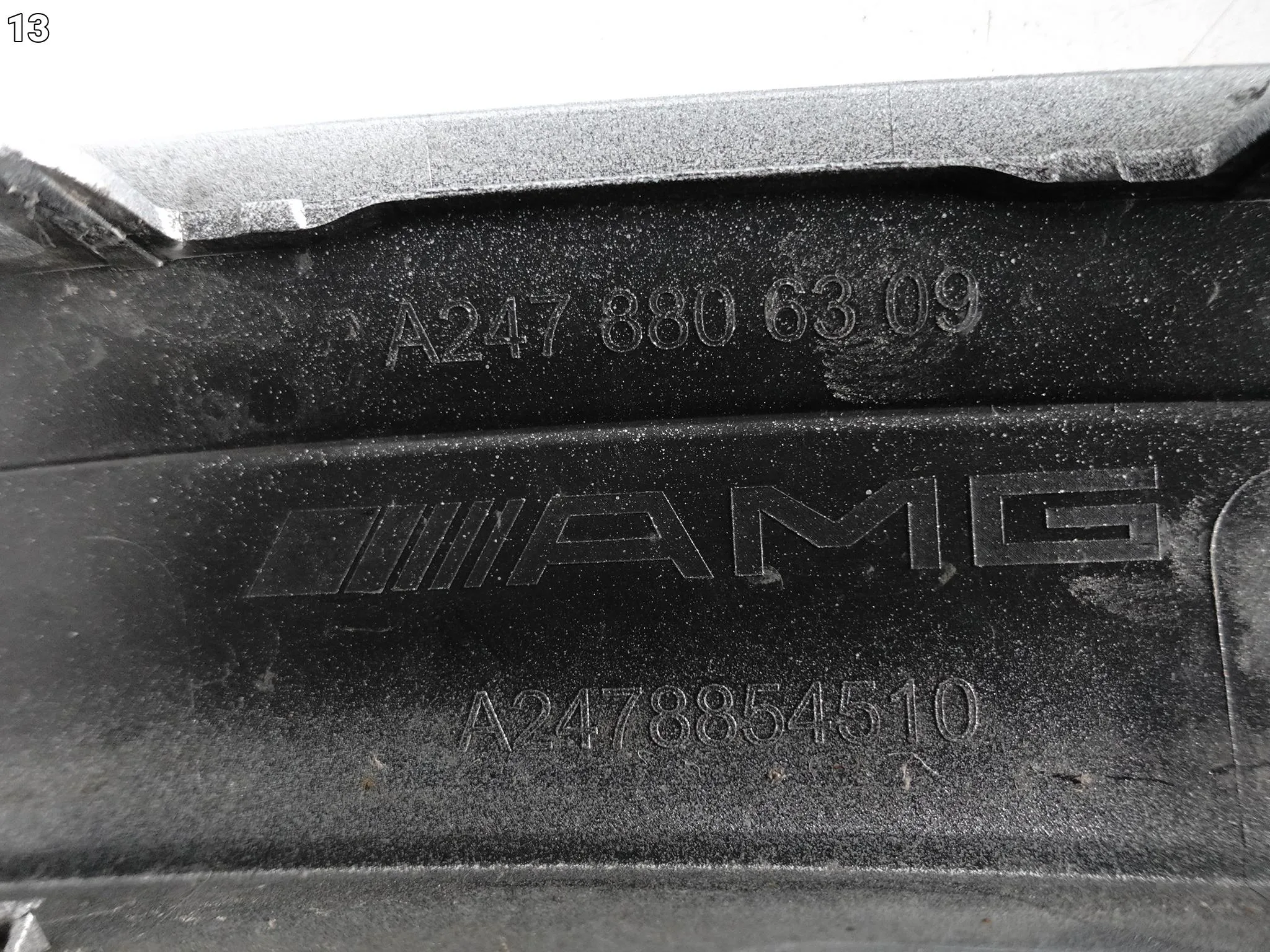 MERCEDES GLB X247 AMG LIFT MOPF 19- LISTWA NAKŁADKA NA BŁOTNIK PRZÓD LEWA fae44a5db6df22556b3cde0c96789972