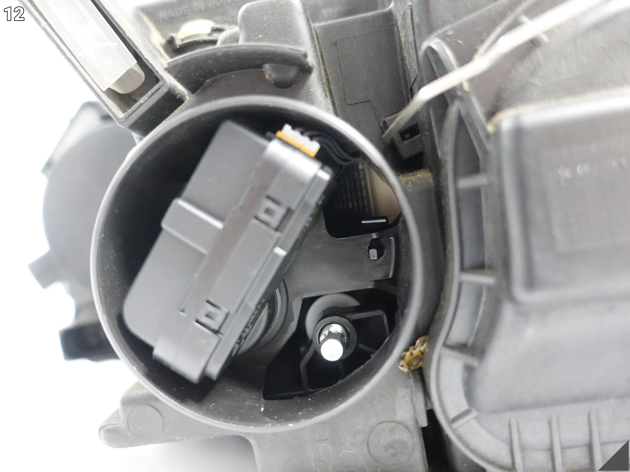 VW T6 TRANSPORTER MULTIVAN 7E1 15-19 LAMPA ZWYKŁA H7 HALOGEN PRAWA PRZÓD EU bce8e59a7609e1329b72da0b2e514b4b