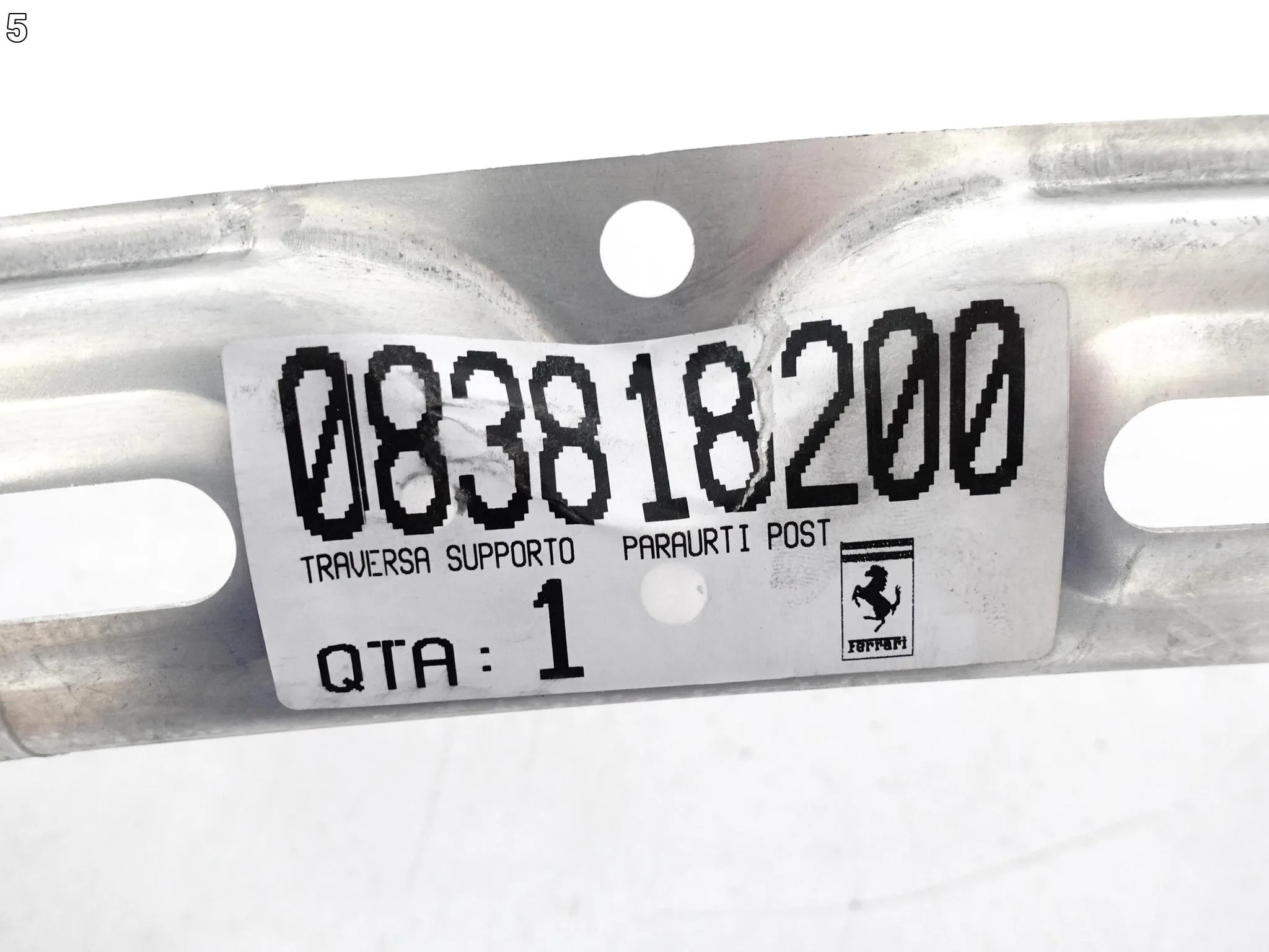 FERRARI 458 ITALIA F142 09-15 MOCOWANIE BELKA WSPORNIK ŚLIZG ZDERZAKA TYŁ 90cf3f4d5495238aa065e26d77f1abde