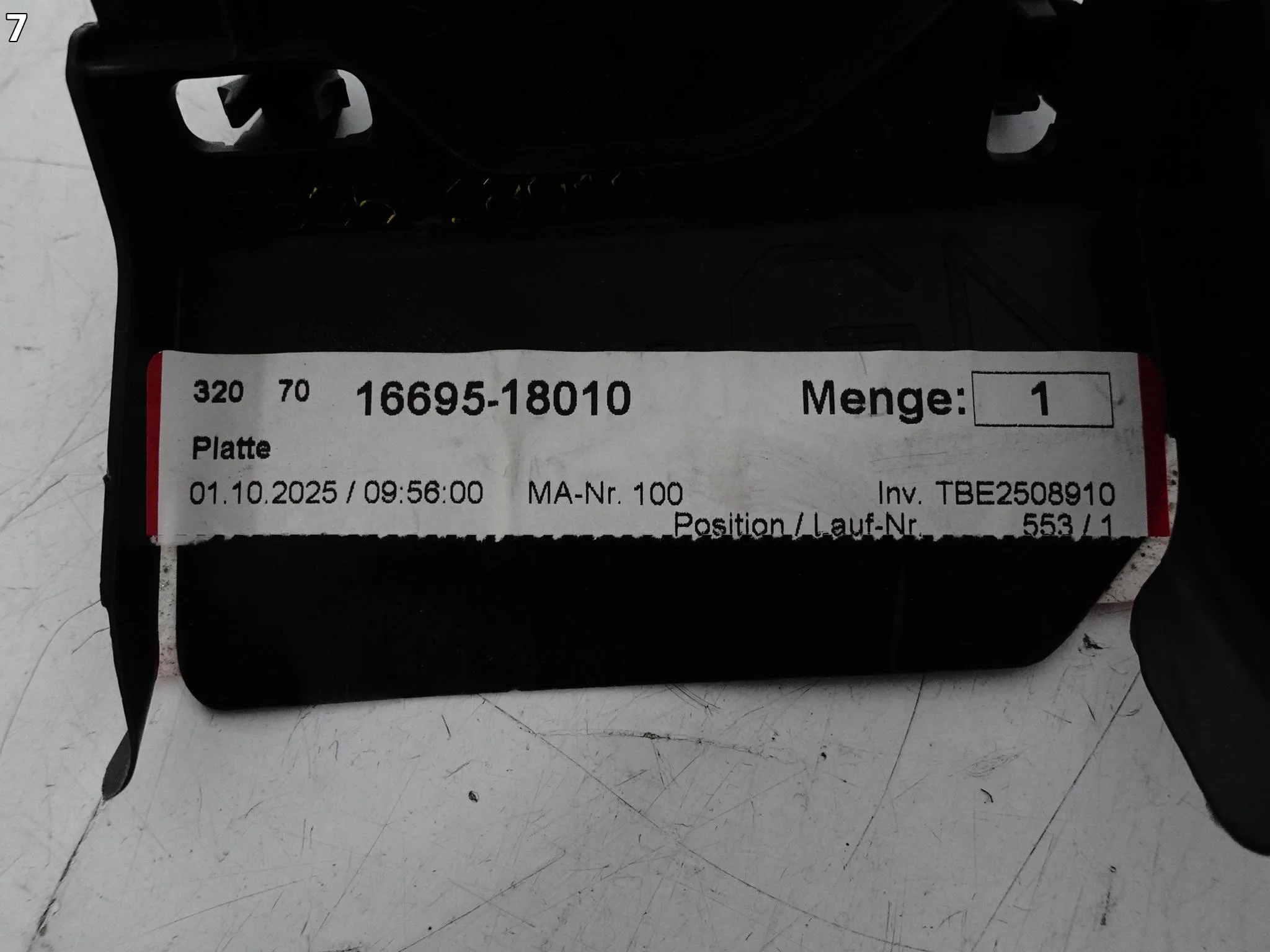 TOYOTA YARIS GR IV GXPA16 XP210 20- ŚLIZG KIEROWNICA POWIETRZA PAS PRZÓD L 4f0cb0f1dc3e2bacf8a1ee0e482c596e