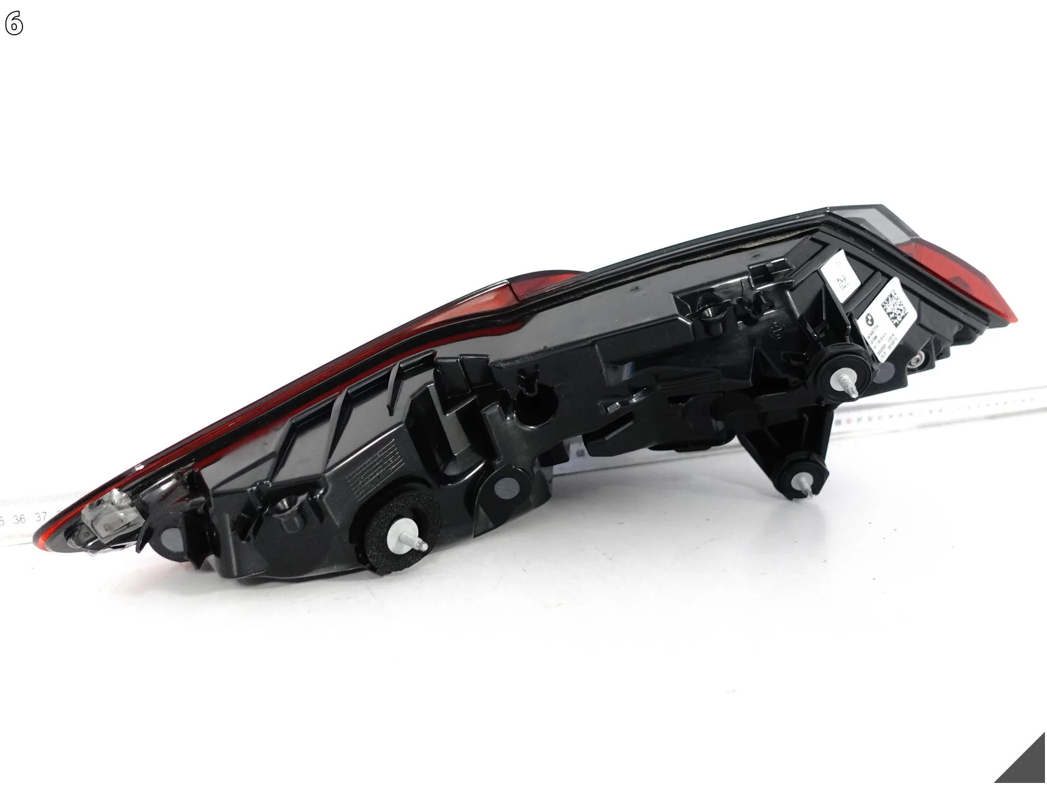 BMW M8 F91 F92 F93 8 G14 G15 G16 18- LAMPA LED W BŁOTNIK TYŁ PRAWA EU 4adce5e2200e31ee31ee244c2a56a0b8